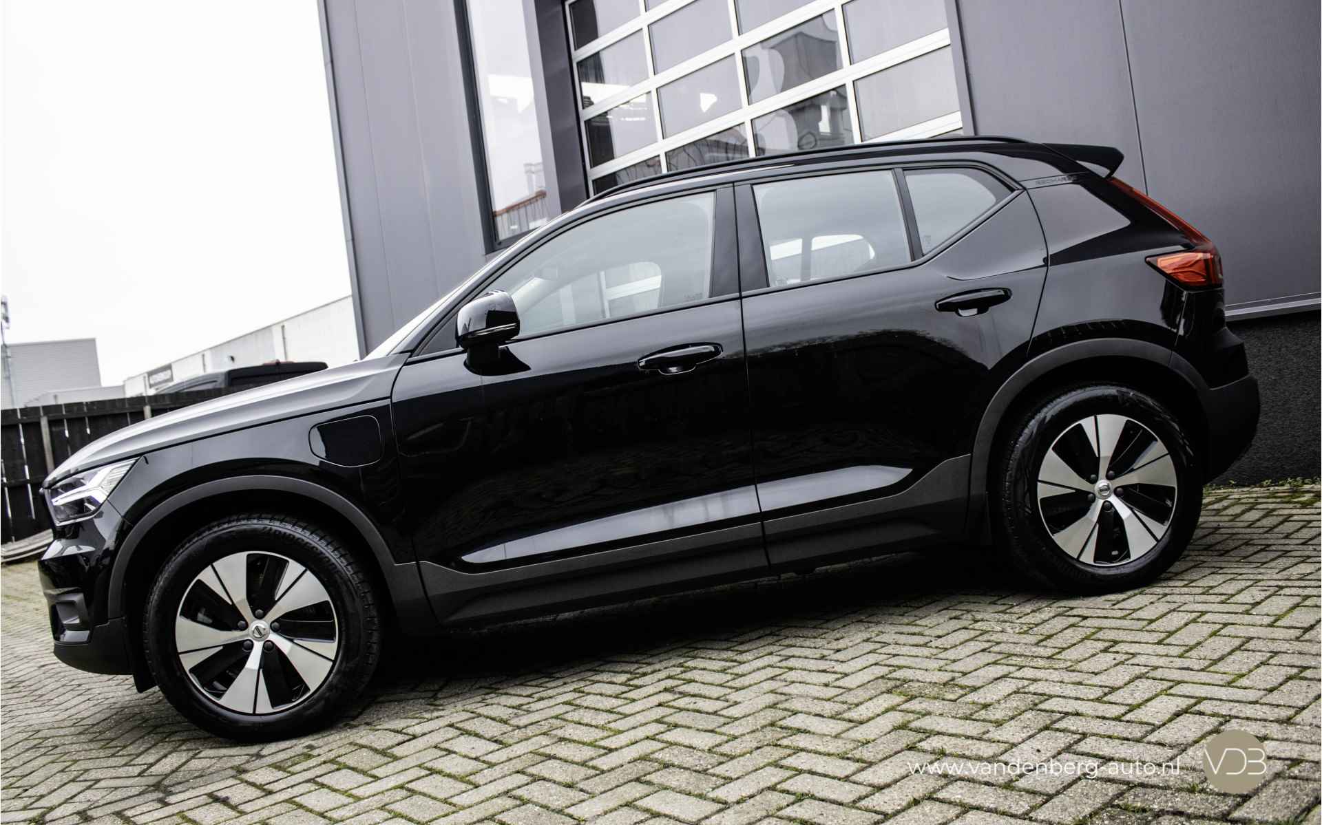 Volvo XC40 1.5 T4 Recharge R-Design Expression TREKHAAK Origineel NL - 2/16