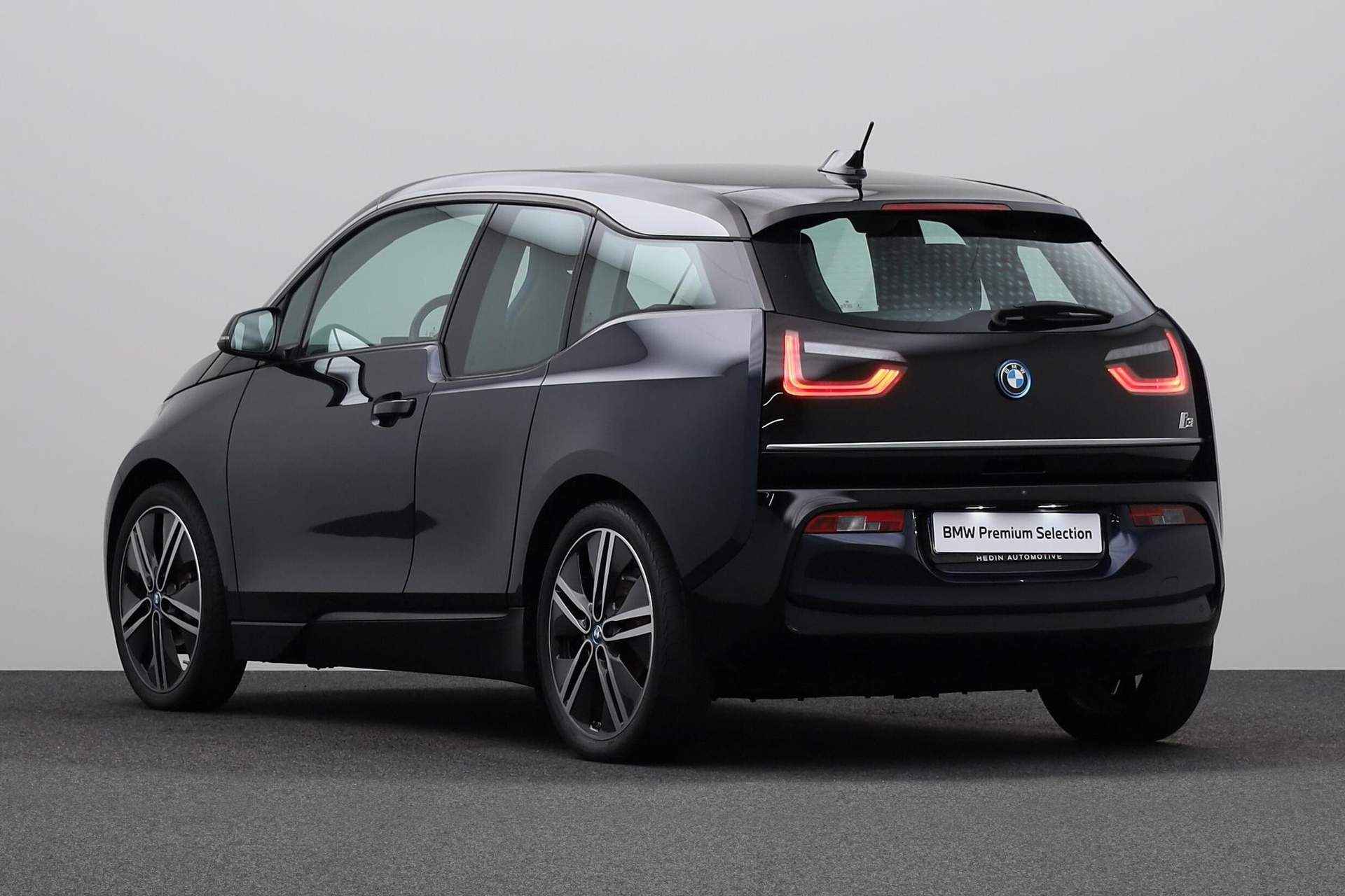 BMW i3 Executive Edition 120Ah 42 kWh | Cruise Control | DAB-Tuner | DC-Snelladen | PDC Voor/Achter | Achteruitrijcamera | - 13/26