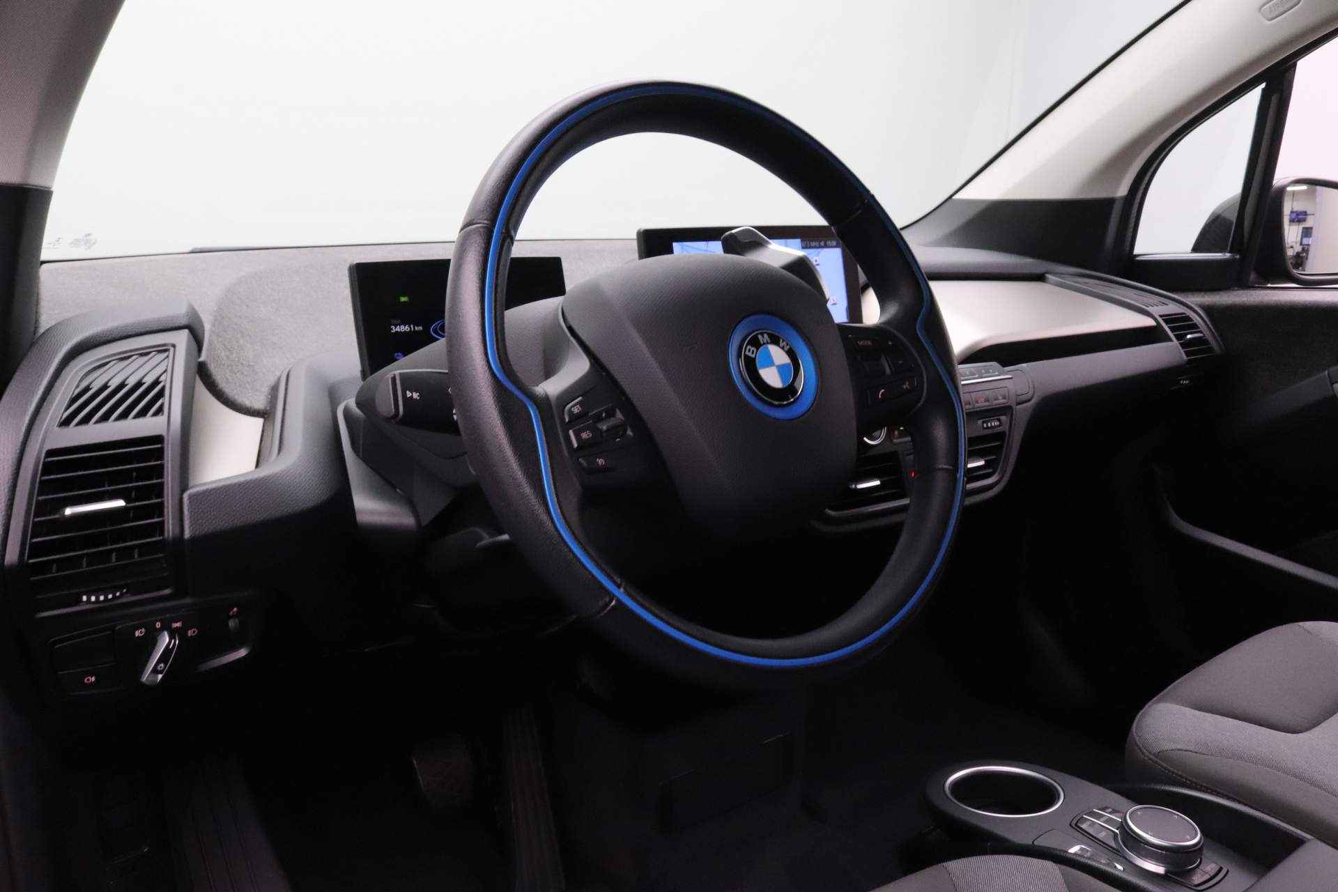 BMW i3 Executive Edition 120Ah 42 kWh | Cruise Control | DAB-Tuner | DC-Snelladen | PDC Voor/Achter | Achteruitrijcamera | - 17/26