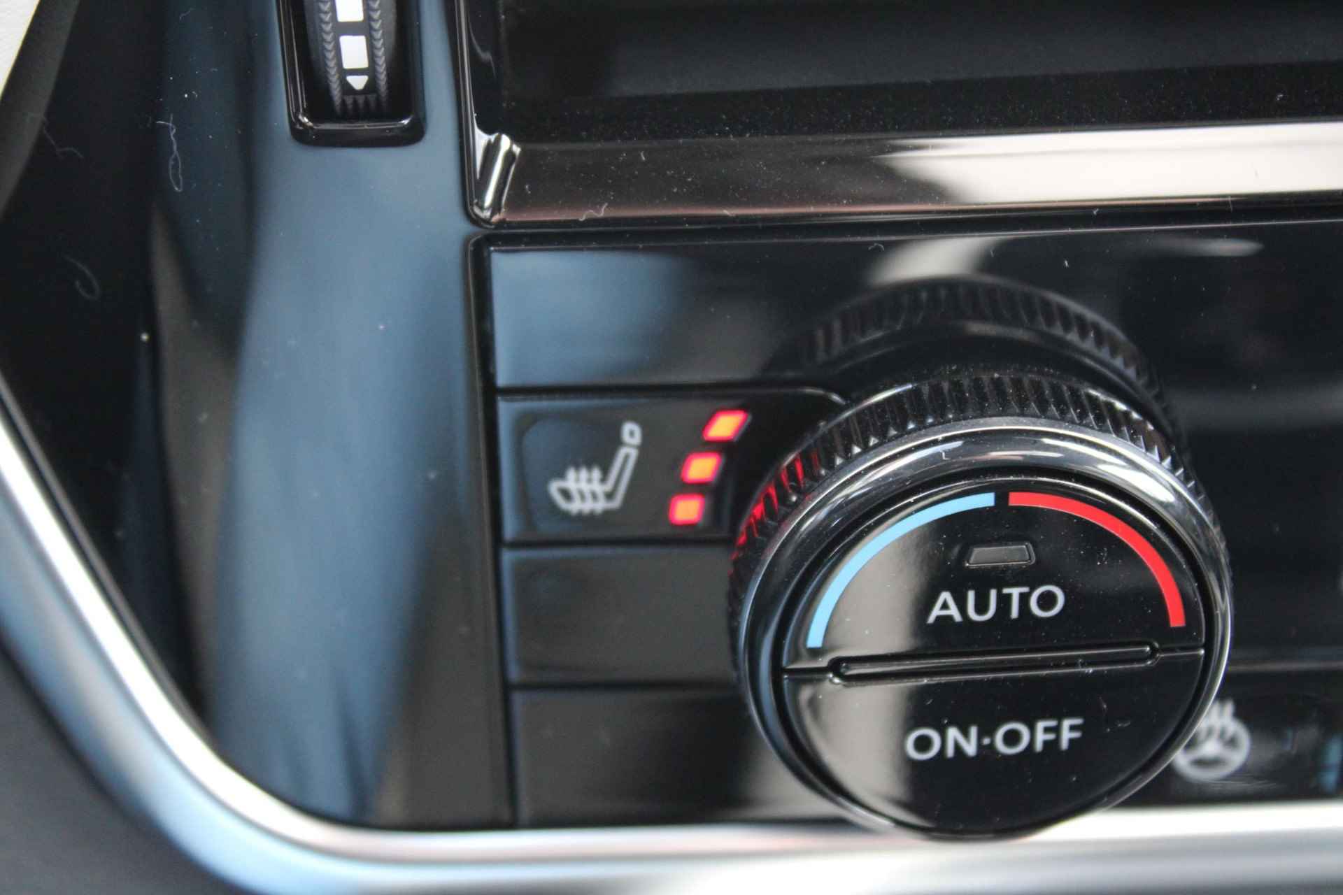 Nissan X-Trail 1.5 e-4orce Tekna 4WD 213PK AUTOMAAT | Navigatie | Adaptive cruise control | Climate control | Apple Carplay & Android Auto | 360 camera | Parkeersensoren voor & achter | Panorama dak | Lichtmetalen velgen | - 35/58