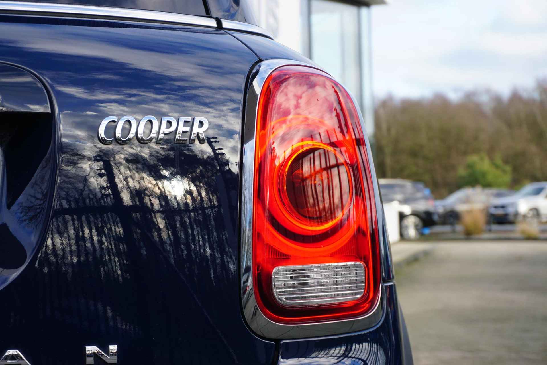 MINI Countryman Cooper l Automaat l Panoramadak l 17" lichtmetaal l Parkeersensoren voor en achter - 20/28