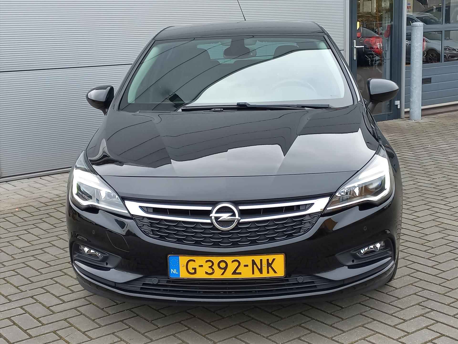 Opel Astra 1.0T 105pk "120 jaar Edition" | Climate control | Navigatie | LM velgen | Sensoren voor en achter - 2/36