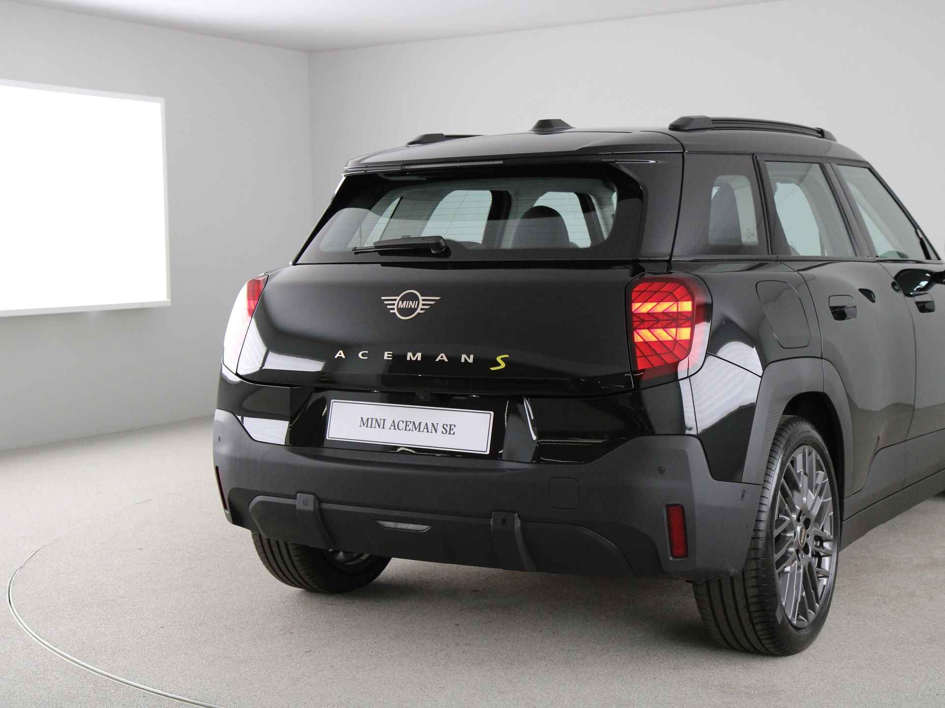 MINI Aceman E Essential PRIVATE LEASE EUR 509,- (48 mnd/10.000 km) - 20/25