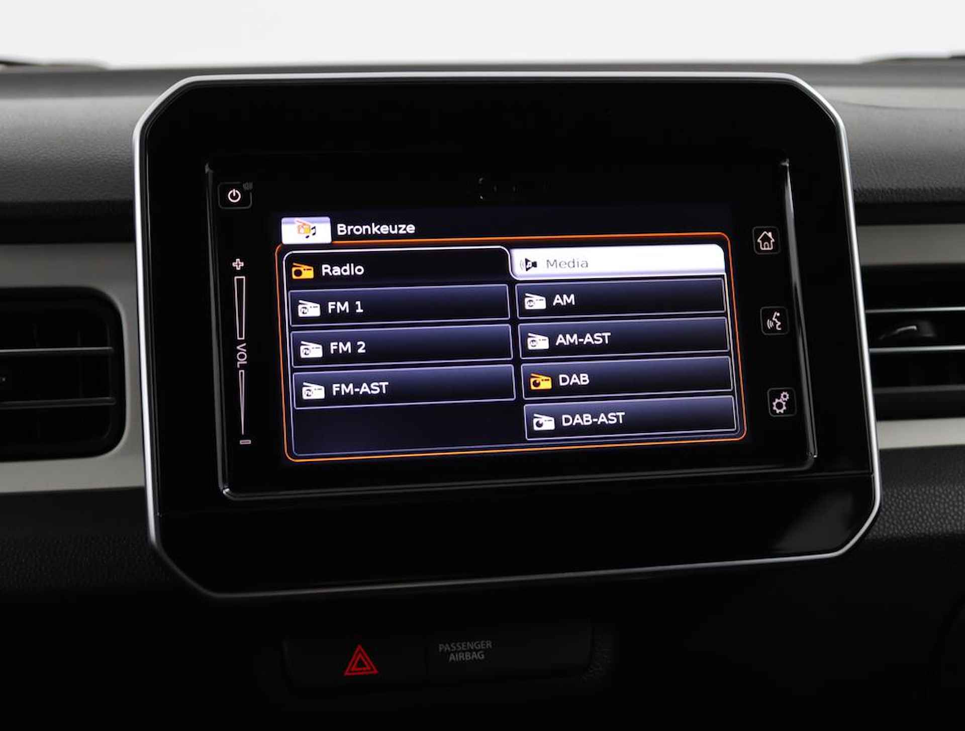 Suzuki Ignis 1.2 Smart Hybrid Style | Navigatie | Cruise Control | Suzuki Safety Pro | Keyless Entry | Led Verlichting | DAB | Stoelverwarming | Dealer Onderhouden | - 16/55