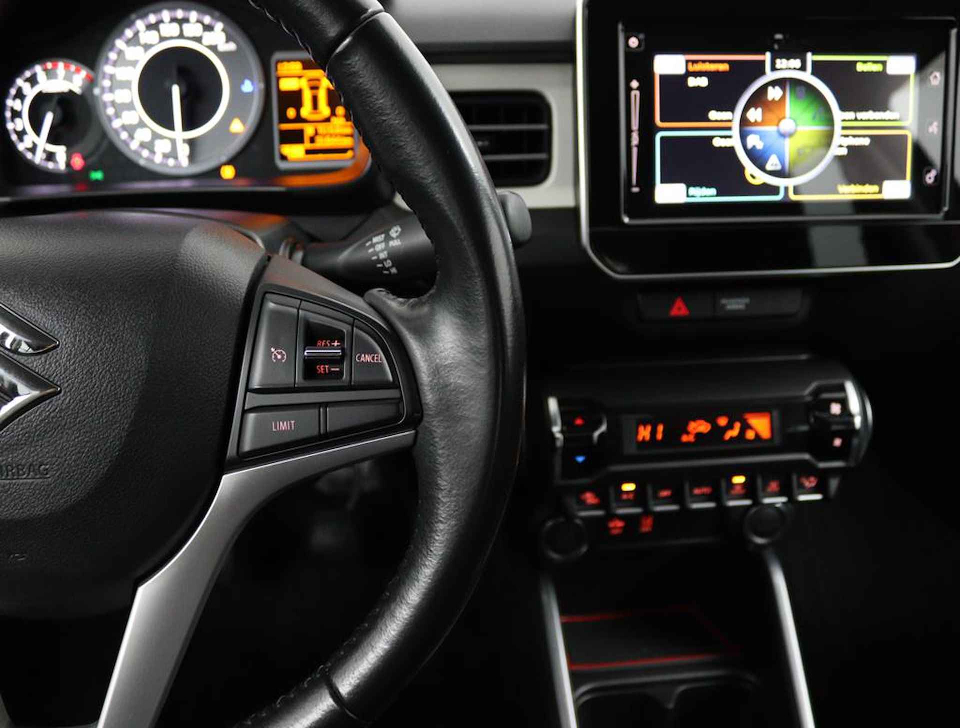 Suzuki Ignis 1.2 Smart Hybrid Style | Navigatie | Cruise Control | Suzuki Safety Pro | Keyless Entry | Led Verlichting | DAB | Stoelverwarming | Dealer Onderhouden | - 22/55