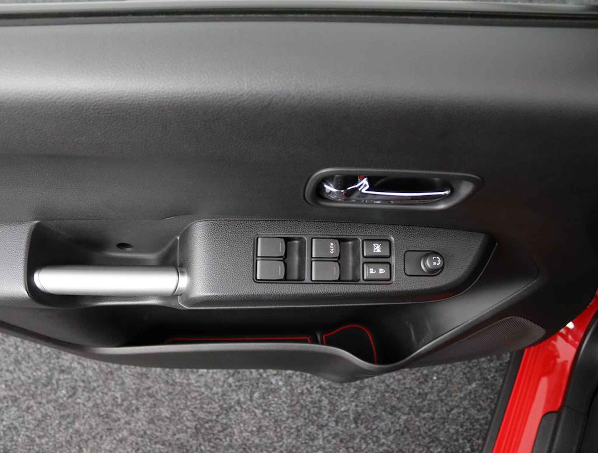 Suzuki Ignis 1.2 Smart Hybrid Style | Navigatie | Cruise Control | Suzuki Safety Pro | Keyless Entry | Led Verlichting | DAB | Stoelverwarming | Dealer Onderhouden | - 31/55