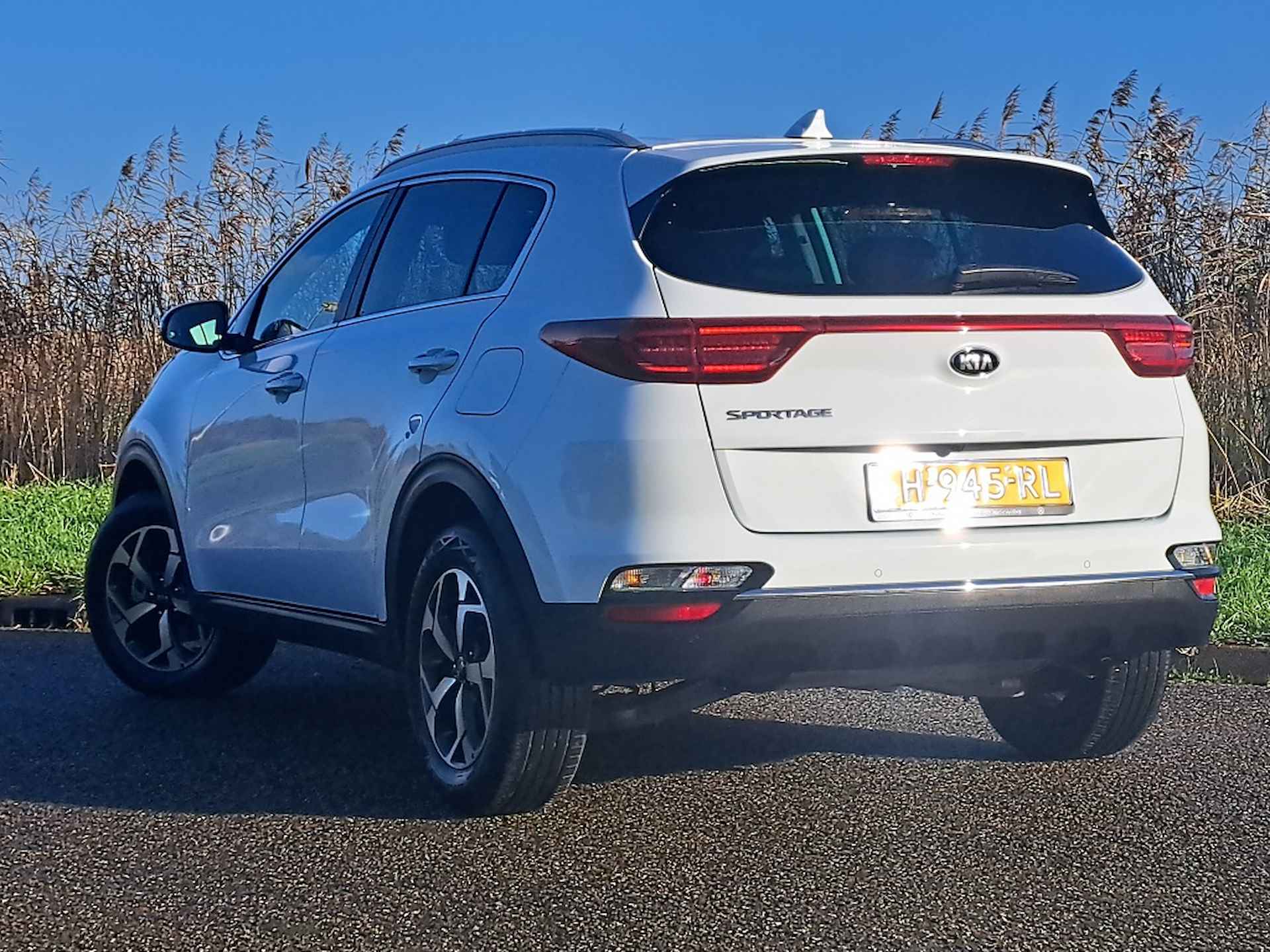 Kia Sportage 1.6 GDI DynamicLine | CAMERA | CARPLAY/ ANDROID | CLIMATE | LMV - 2/39