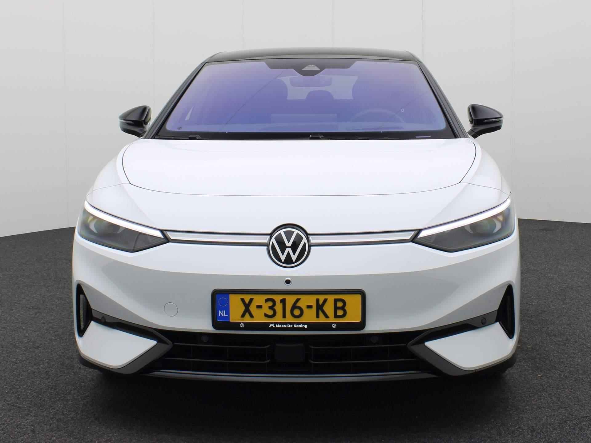 Volkswagen ID.7 Pro Business 77 kWh/286PK · Velgen 20" · Matrix LED Koplampen · Keyless entry - 9/40