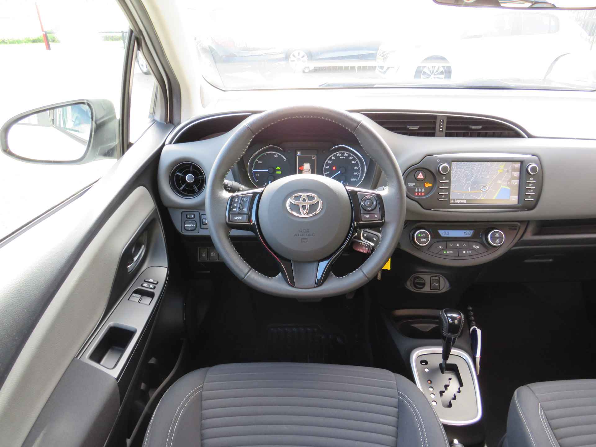 Toyota Yaris 1.5 Hybrid Aspiration Automaat | Clima-Airco | Zuinig! | Cruise Control | Inc. BOVAG-Garantie - 20/38