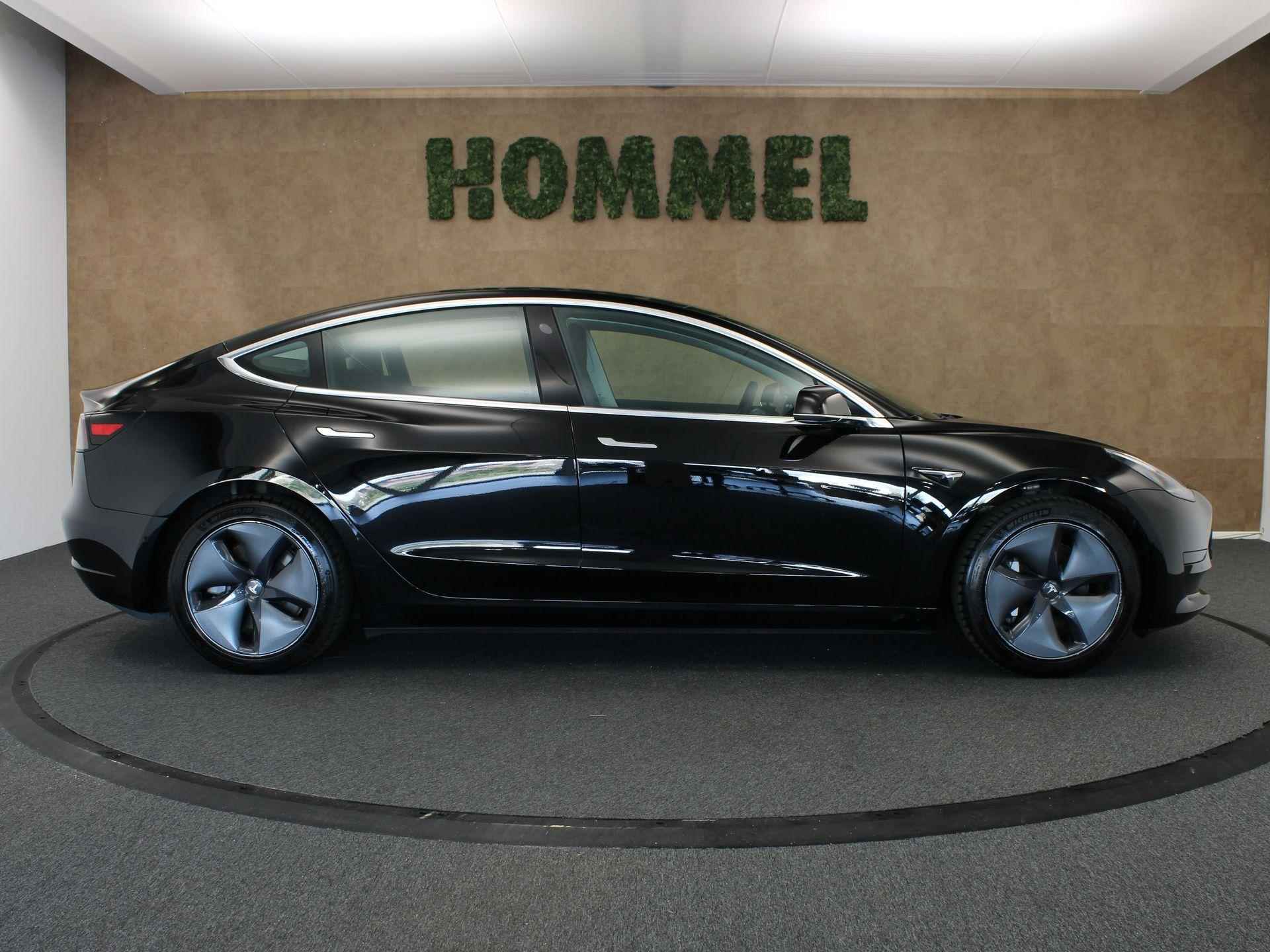 Tesla Model 3 Standard RWD Plus 60 kWh - ORIGINEEL NEDERLANDSE AUTO - AFNEEMBARE TREKHAAK - TREKGEWICHT 1000 KG - PANORAMA DAK - VOORSTOELEN VERWARMD - CLIMATE CONTROL - ELEKTRISCH VERSTELBARE VOORSTOELEN - ELEKTRISCH VERSTELBARE BESTUURDERSSTOEL - 9/33