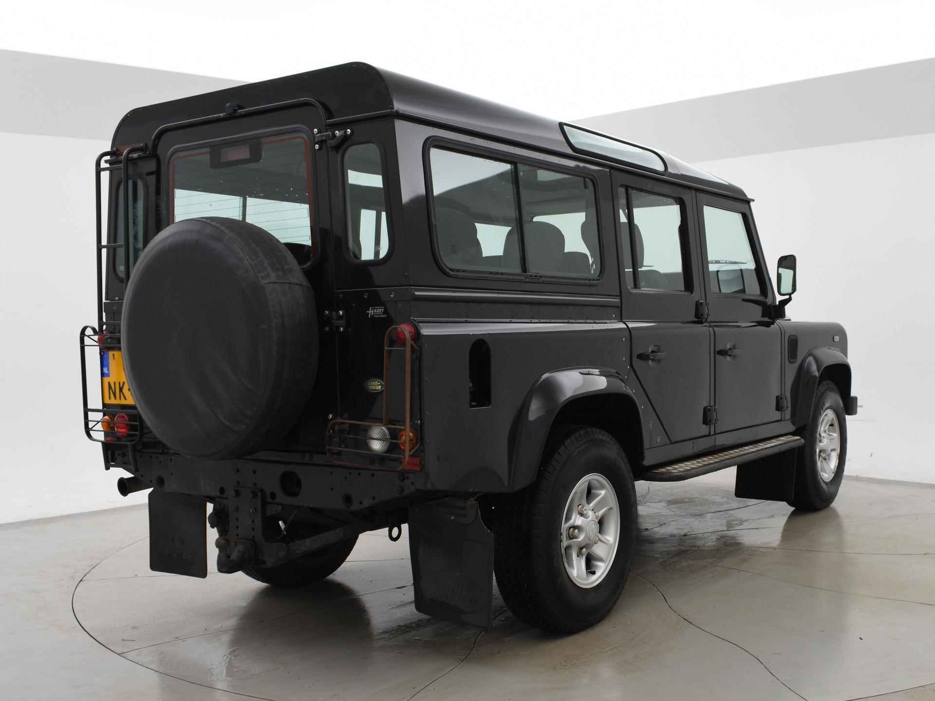 Land Rover Defender 2.5 TD5 110 SW G4 9-PERSOONS + STANDKACHEL / STOELVERW. / AIRCO - 3/25