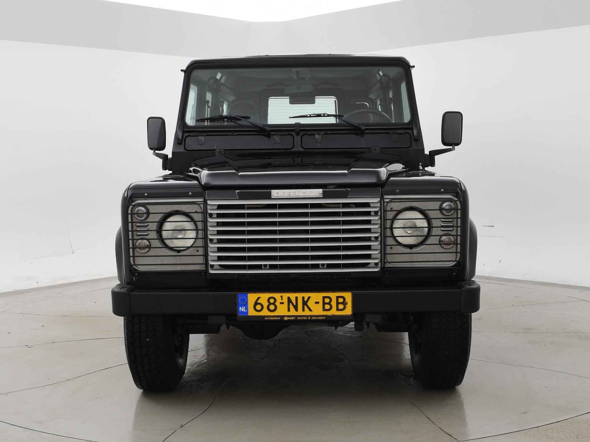 Land Rover Defender 2.5 TD5 110 SW G4 9-PERSOONS + STANDKACHEL / STOELVERW. / AIRCO - 8/25