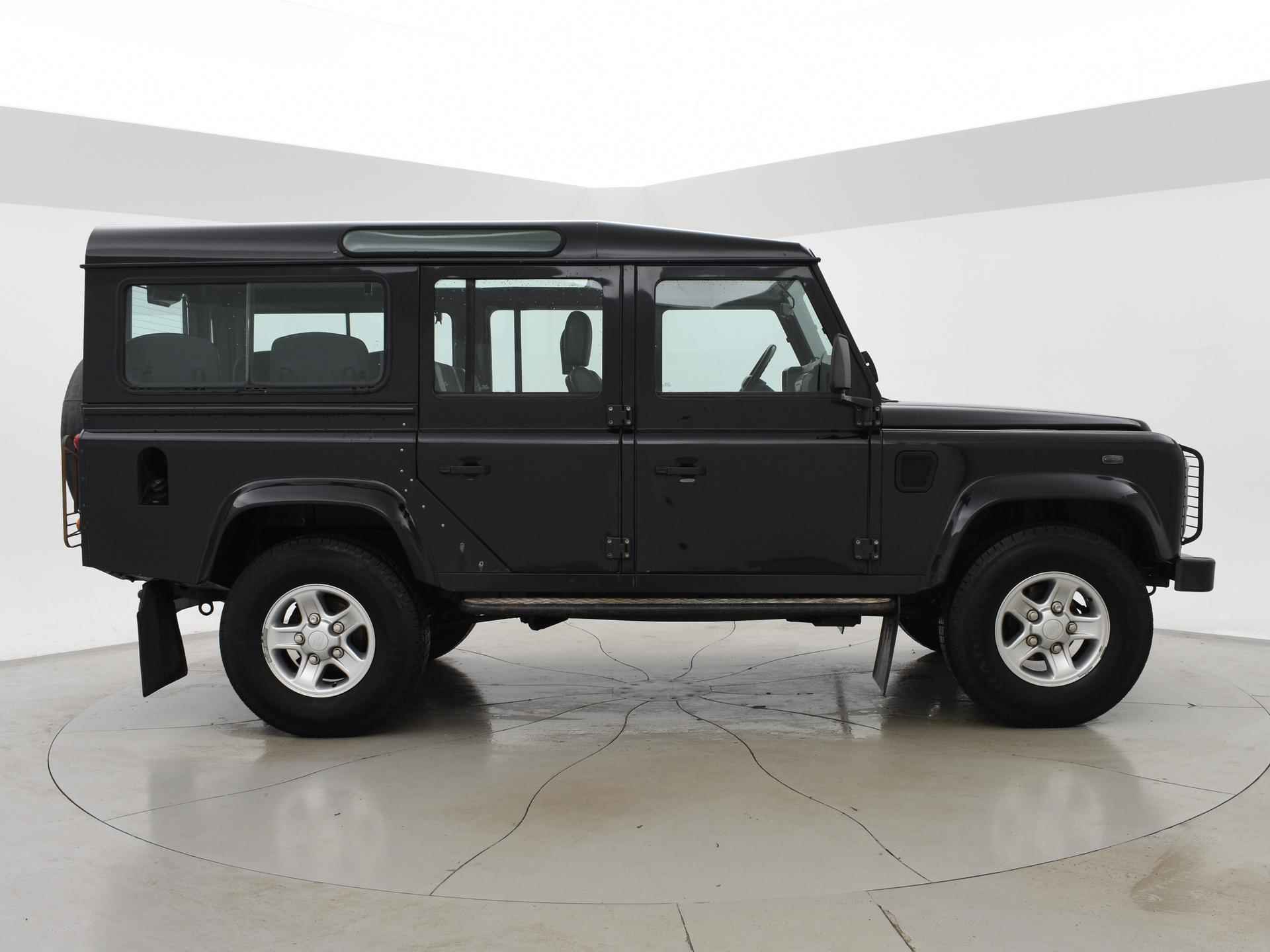 Land Rover Defender 2.5 TD5 110 SW G4 9-PERSOONS + STANDKACHEL / STOELVERW. / AIRCO - 15/25