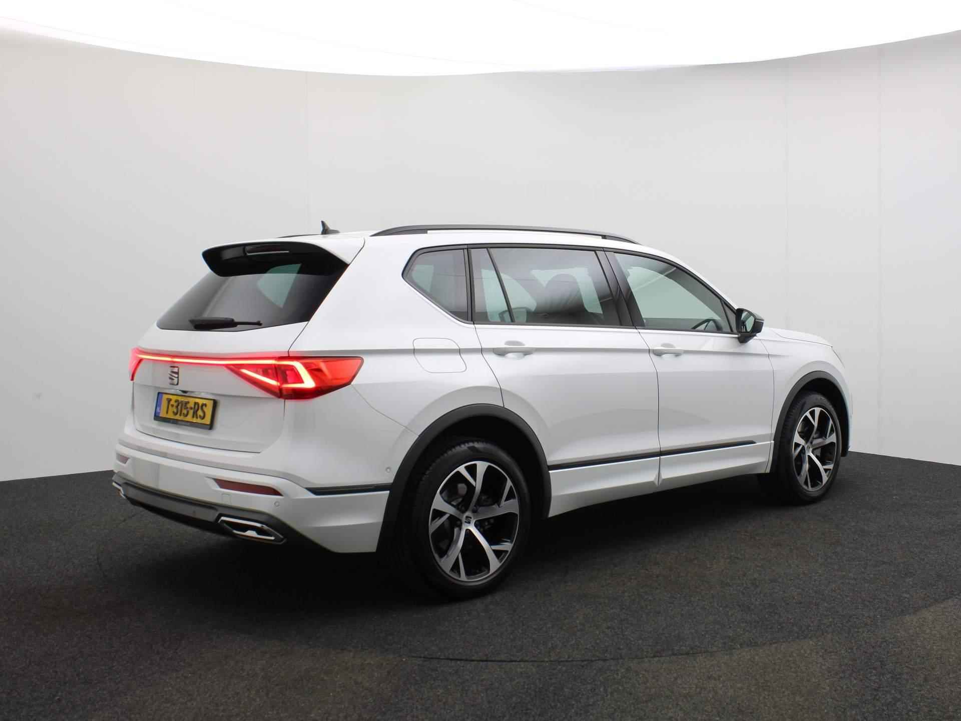 SEAT Tarraco FR Business 1.4 TSI e-Hybrid 245pk DSG Automaat Adaptive cruise control, Navigatie, Achteruitrijcamera, LED verlichting, Stuurwiel verwarmd, Parkeersensoren - 6/42