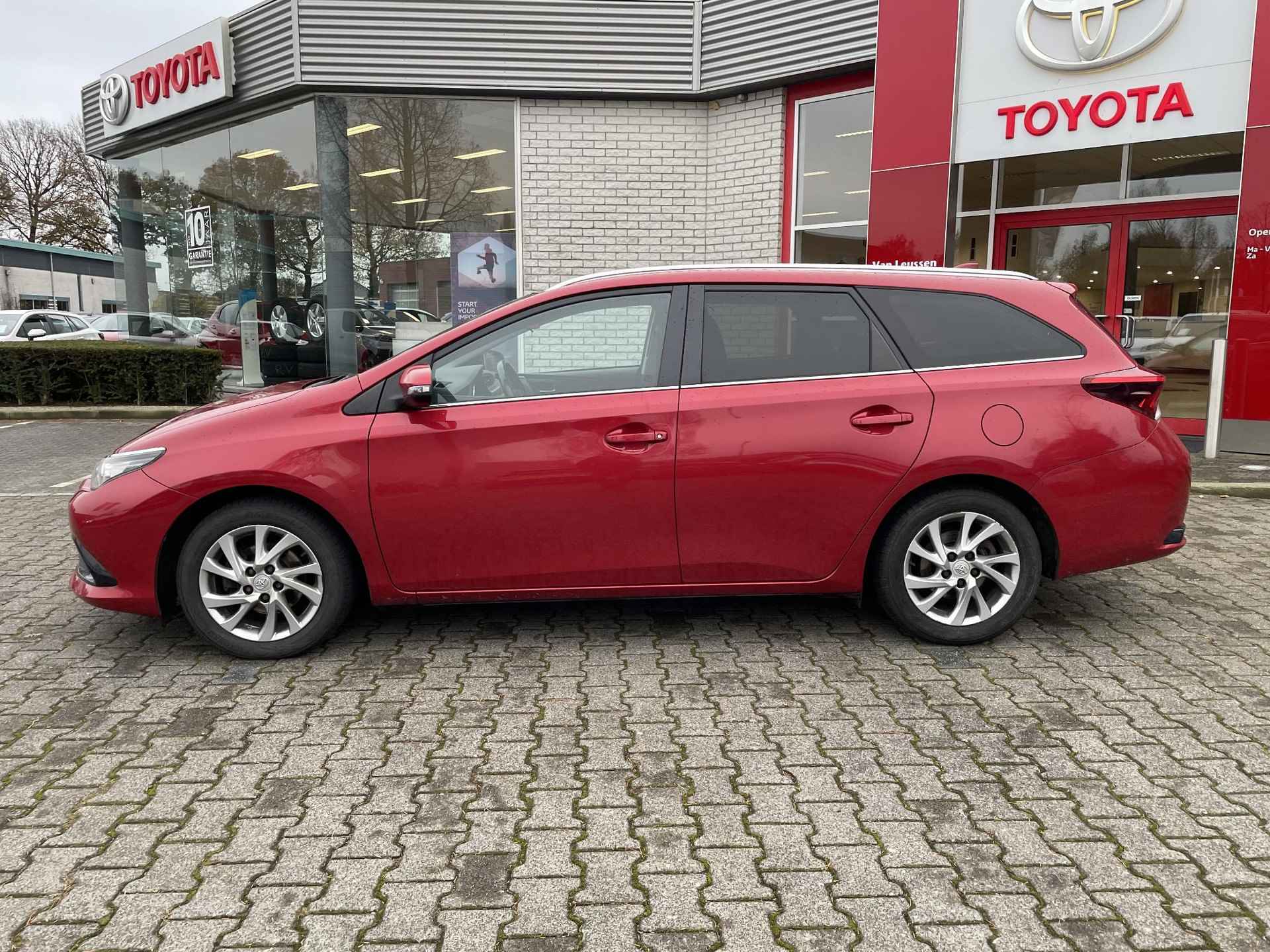 Toyota Auris Touring Sports 1.2T TREND PANO-DAK NAVI CRUISE CLIMA CAMERA DAB+ NL-AUTO 1E-EIG - 8/23