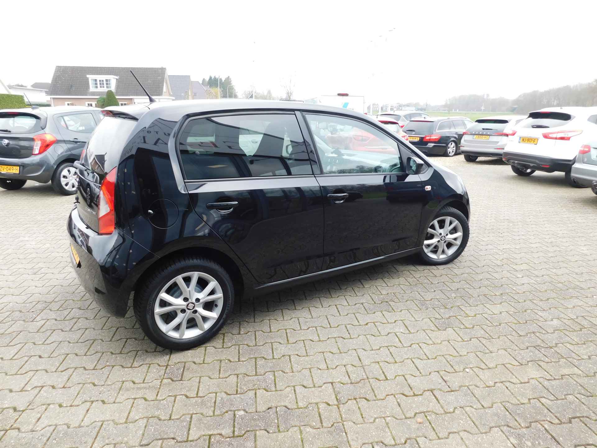 SEAT Mii 1.0 Sport Connect, Pdc, Cruise - 11/36