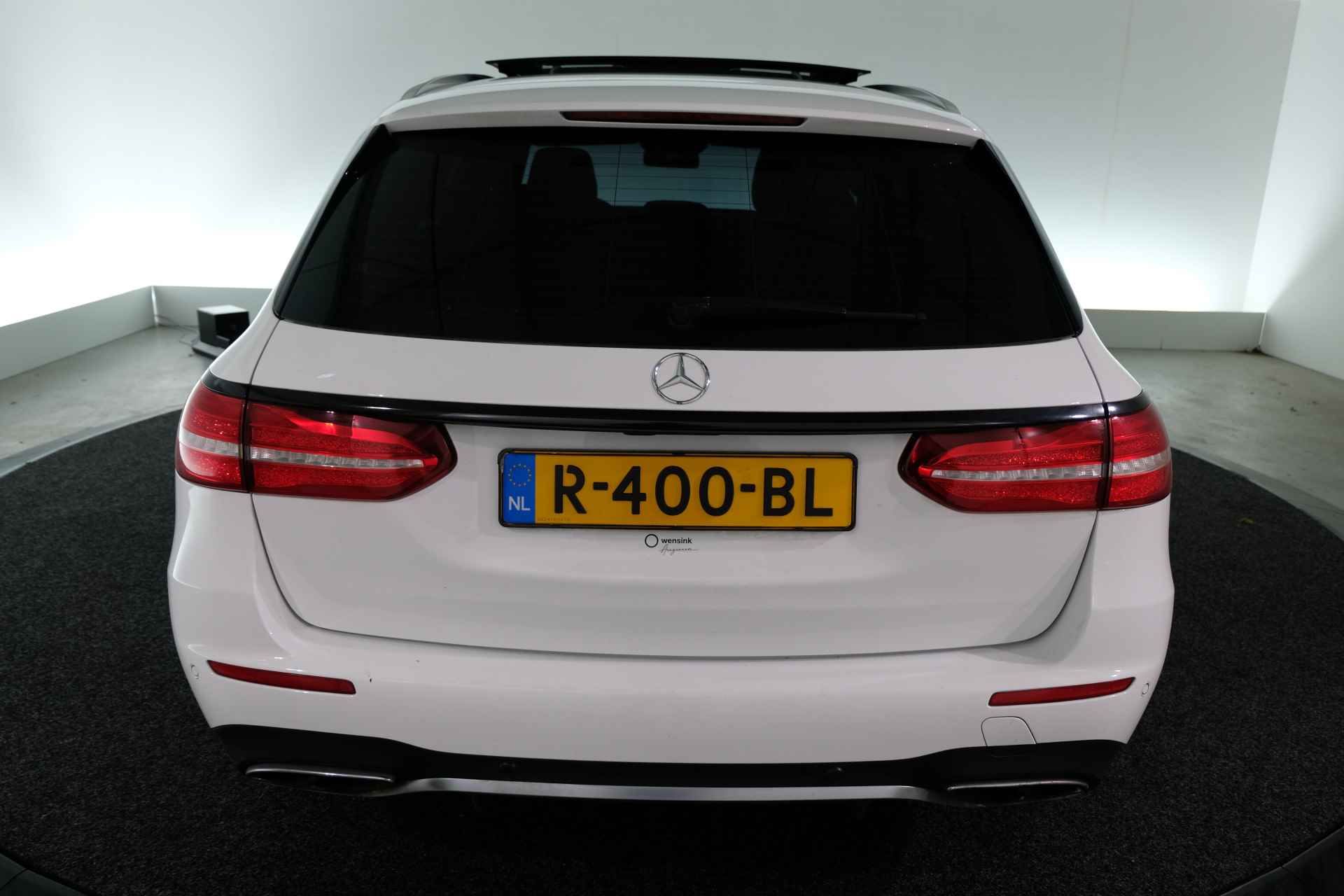 Mercedes-Benz E-Klasse Estate AMG 43 4MATIC Premium Plus | 402 PK | SCHUIF-KANTEL | ELEK. TREKHAAK | - 23/47