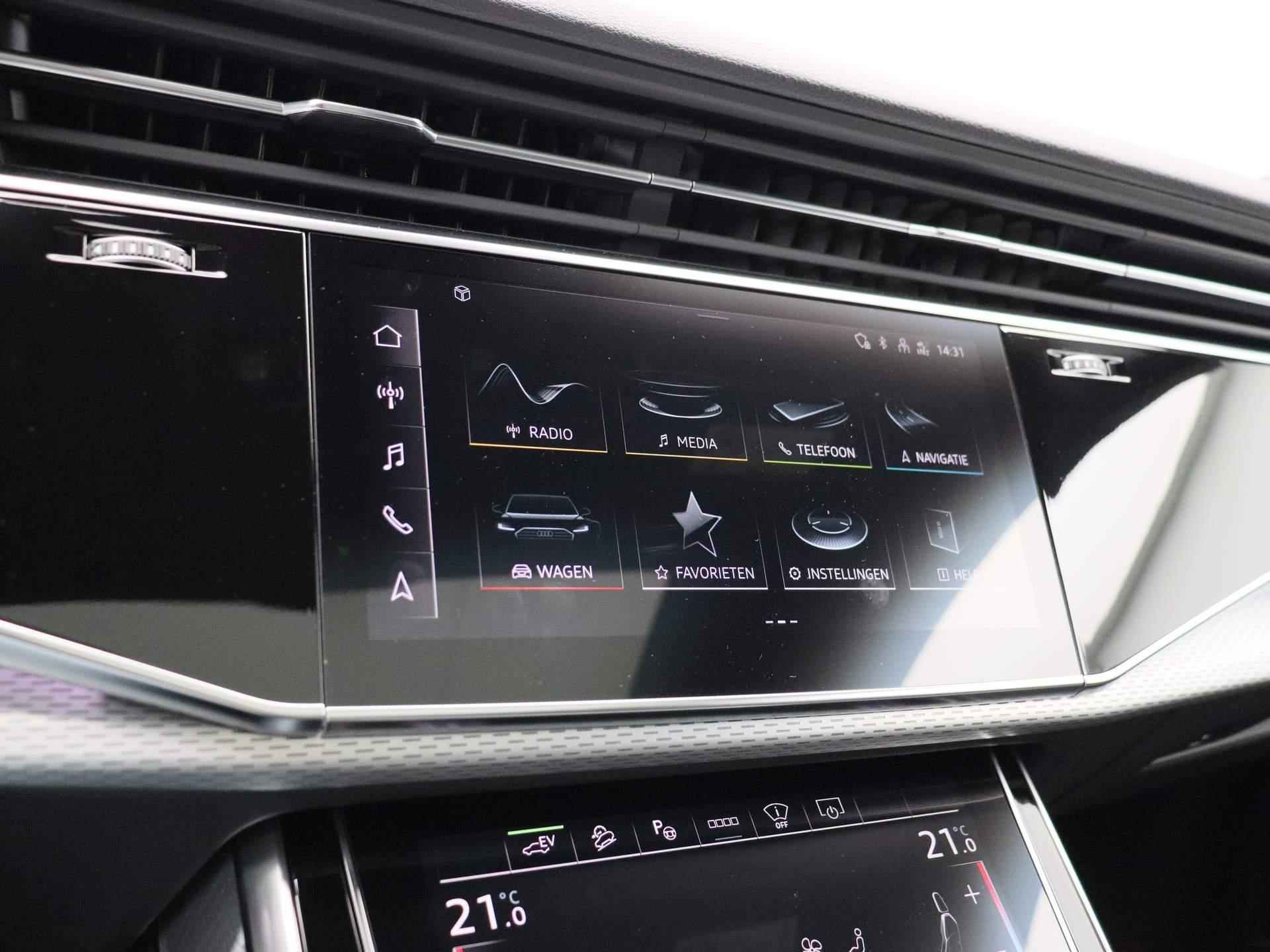 Audi Q8 60 TFSI e quattro Pro Line S Competition 490 PK | S-line | Automaat | Navigatie | 360 Camera | Panoramadak | Luchtvering | Adaptive Cruise Control | Trekhaak | Vierwielbesturing | Stoelverwarming | Virtual Cockpit | Laser LED Matrix | Lichtmetalen velgen | Privacy glass | - 33/51