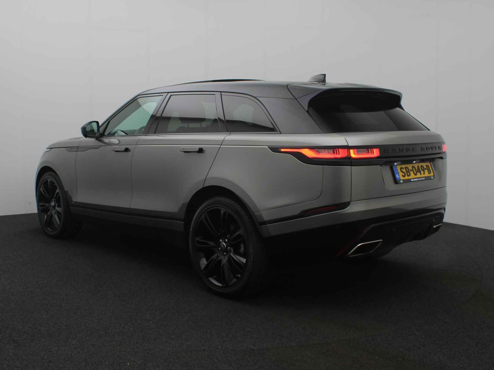 Land Rover Range Rover Velar P380 V6 AWD R-Dynamic S | Panorama Dak | 22 Inch | Black Pack | Cold Climate Pack | Luchtvering | NP € 132.663,- - 7/38