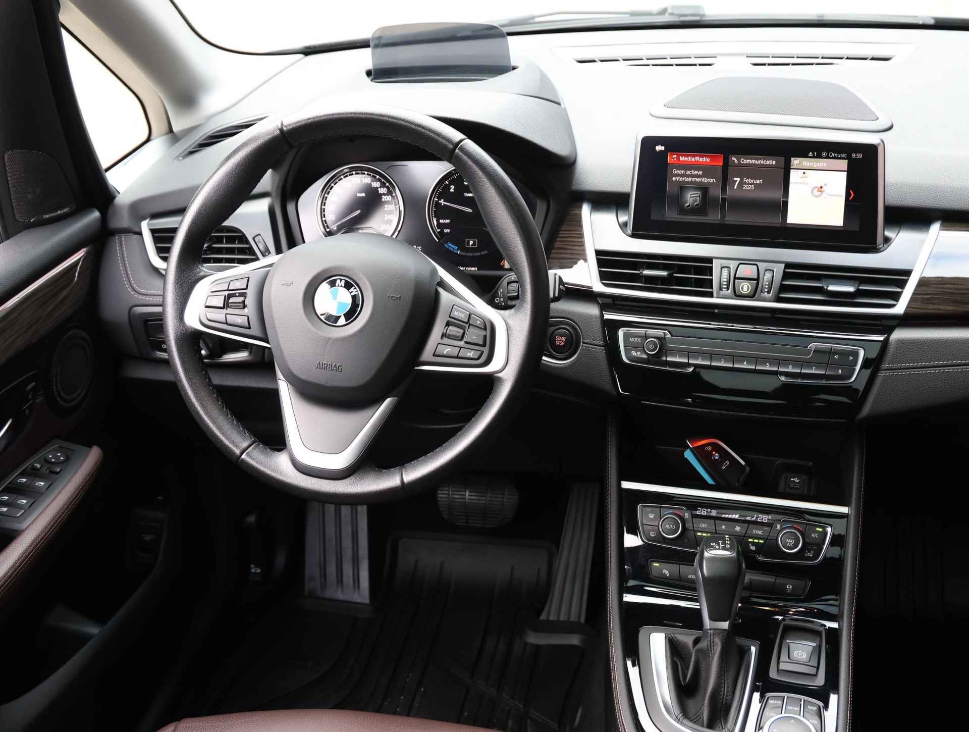 BMW 2-serie Active Tourer 225xe iPerformance | Schuif/Kanteldak | Harman Kardon | Achteruitrijcamera - 19/52