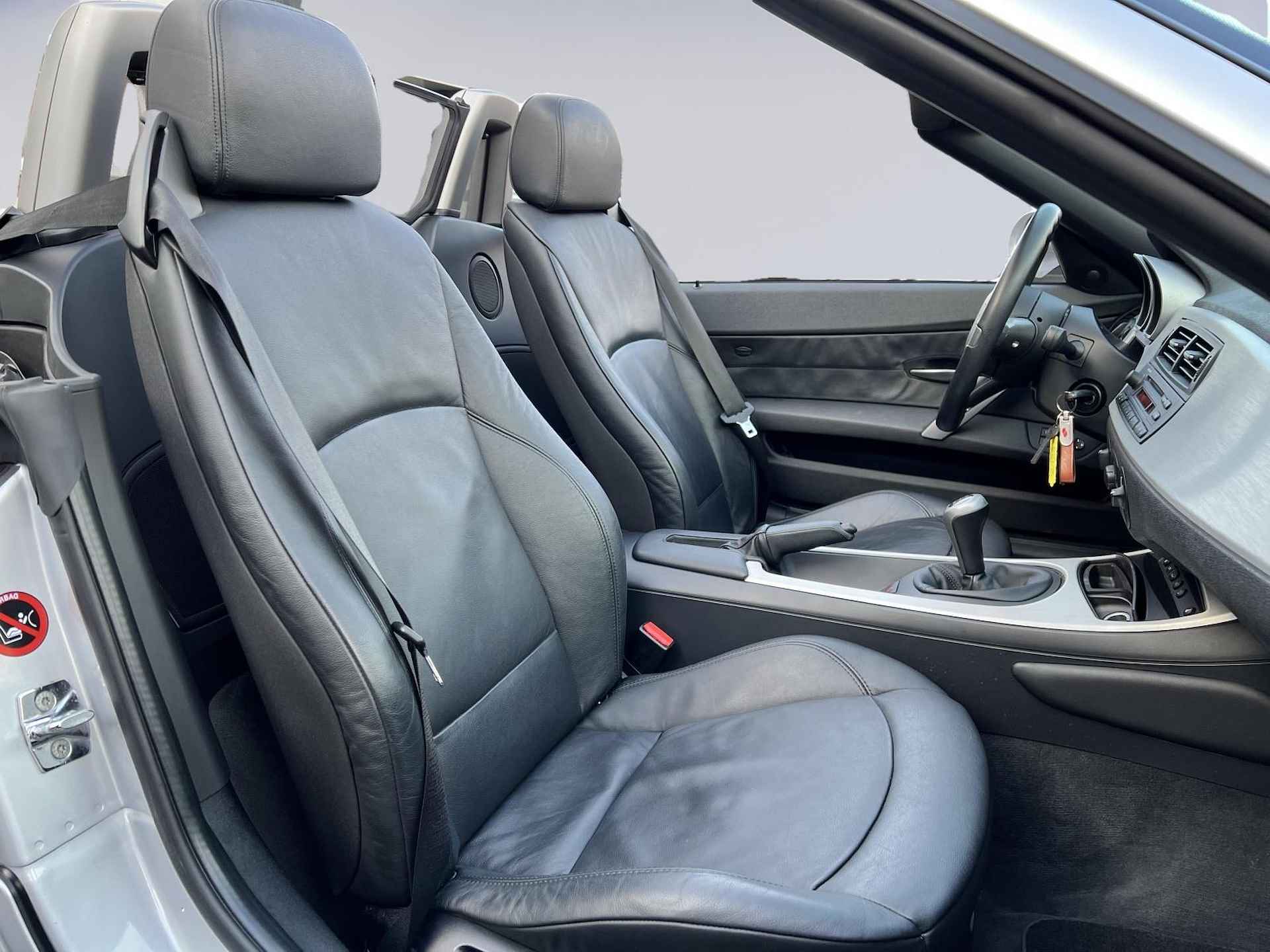 BMW Z4 Roadster 2.0i Introduction 59.000KM, Stoelverwarming, Leder, Airconditioning, 16"Lichtmetalen velgen, Premium Sound (MET GARANTIE*) - 14/29
