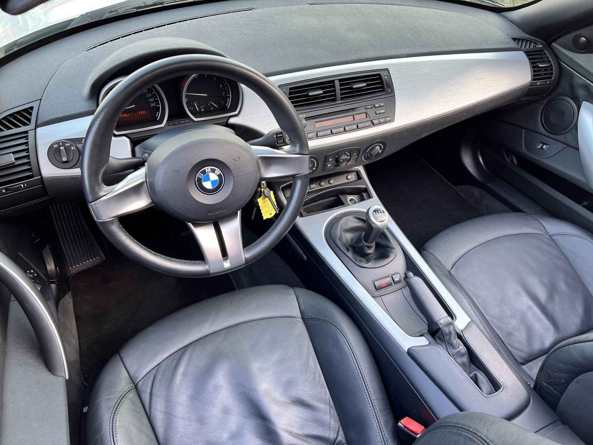 BMW Z4 Roadster 2.0i Introduction 59.000KM, Stoelverwarming, Leder, Airconditioning, 16"Lichtmetalen velgen, Premium Sound (MET GARANTIE*) - 15/29