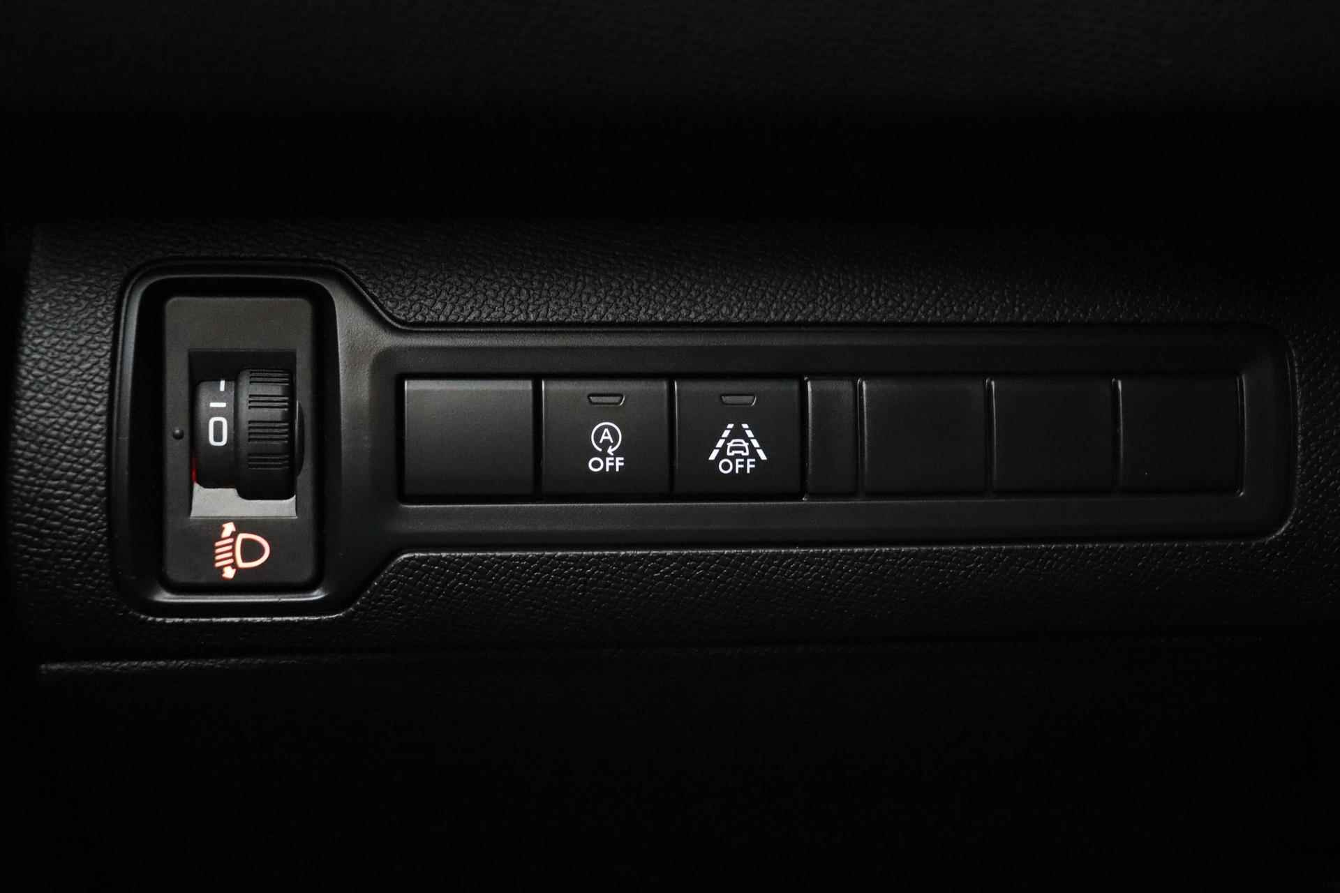Peugeot 308 SW 1.2 PureTech Blue Lease Active | Luxe uitvoering | DAB ontvanger | Navigatie | Parkeersensoren | Lichtmetalen velgen | Lage km stand! - 29/33