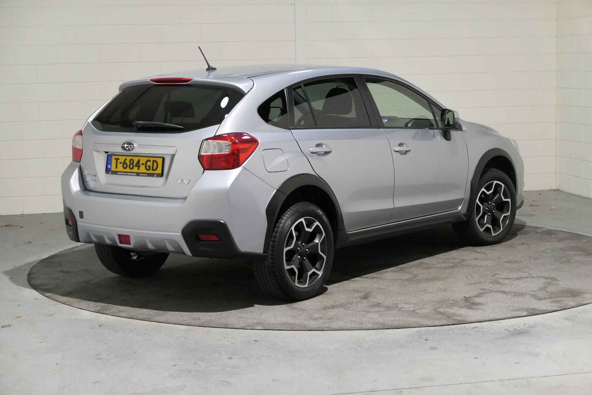 Subaru XV 2.0i Luxury AWD, AUTOMAAT, Rijkelijk uitgevoerd, BETROUWBAAR .. Climate contr. L+R, Cruise, Tel, Audio, F1 flippers, enz. - 15/50