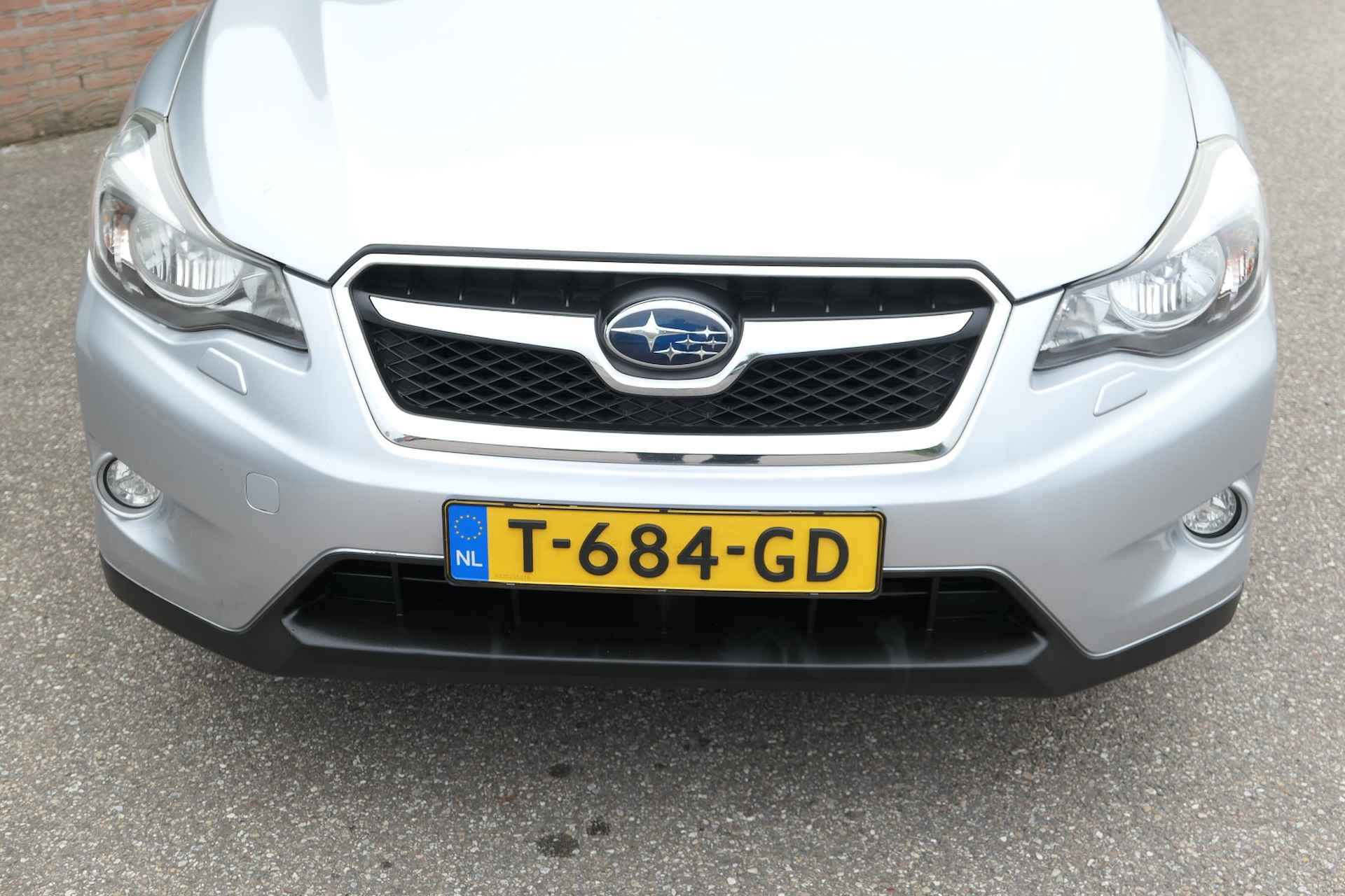 Subaru XV 2.0i Luxury AWD, AUTOMAAT, Rijkelijk uitgevoerd, BETROUWBAAR .. Climate contr. L+R, Cruise, Tel, Audio, F1 flippers, enz. - 36/50