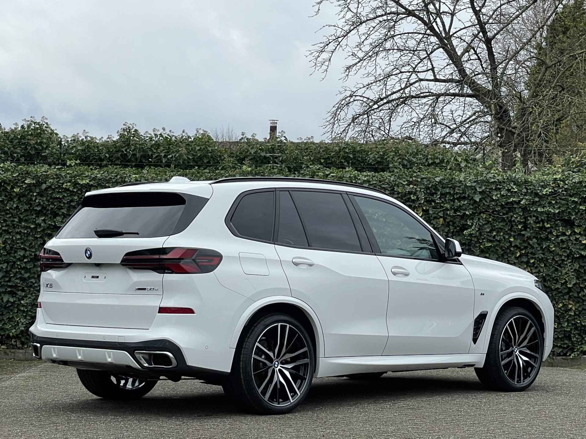 BMW X5 xDrive50e | M-Sport | Panorama | Trekhaak | 22'' - 3/39