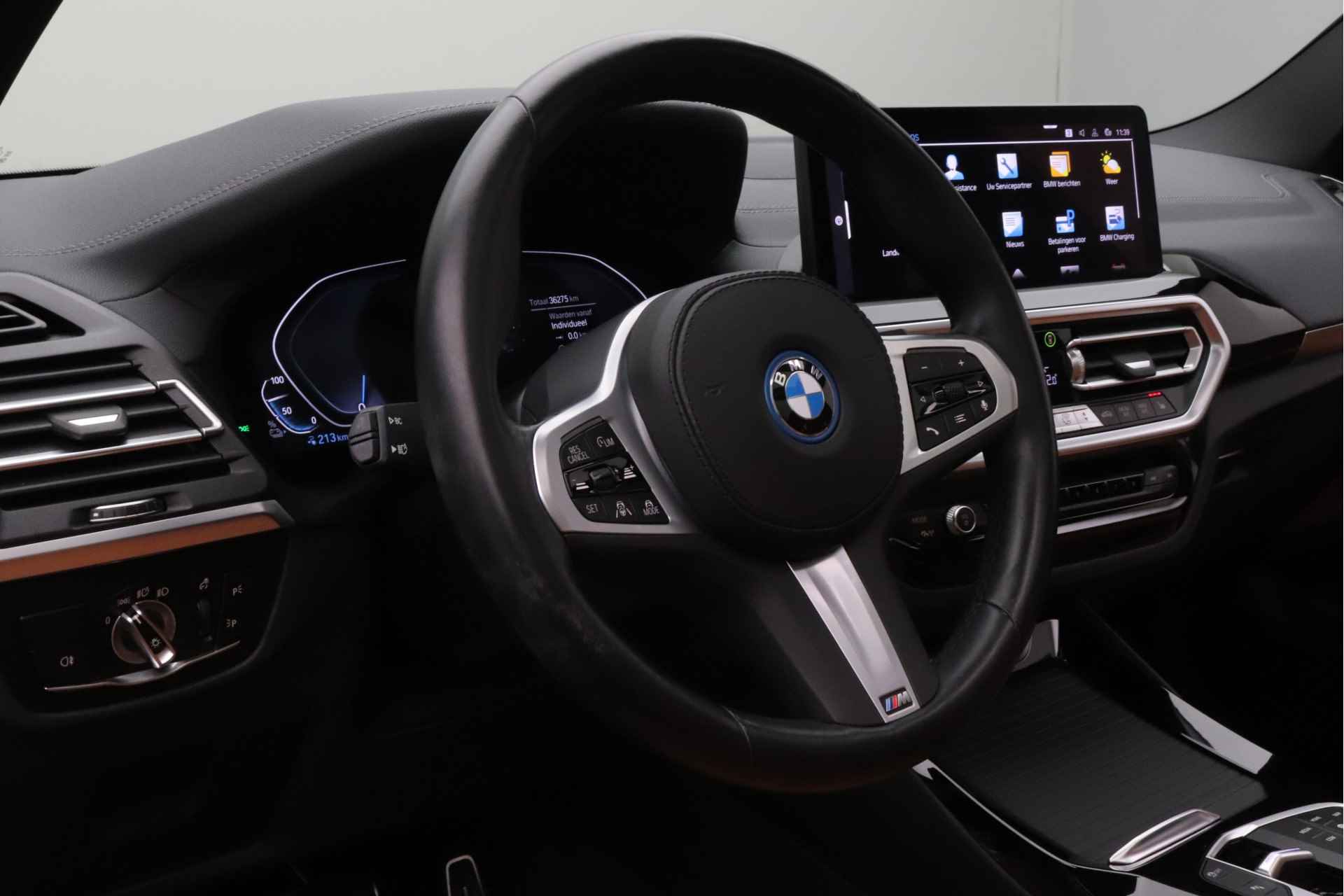 BMW iX3 Executive 80 kWh | Driving Assistant Professional | Parkeerhulpsysteem | Grootlichtassistent | Panoramadak | - 19/28