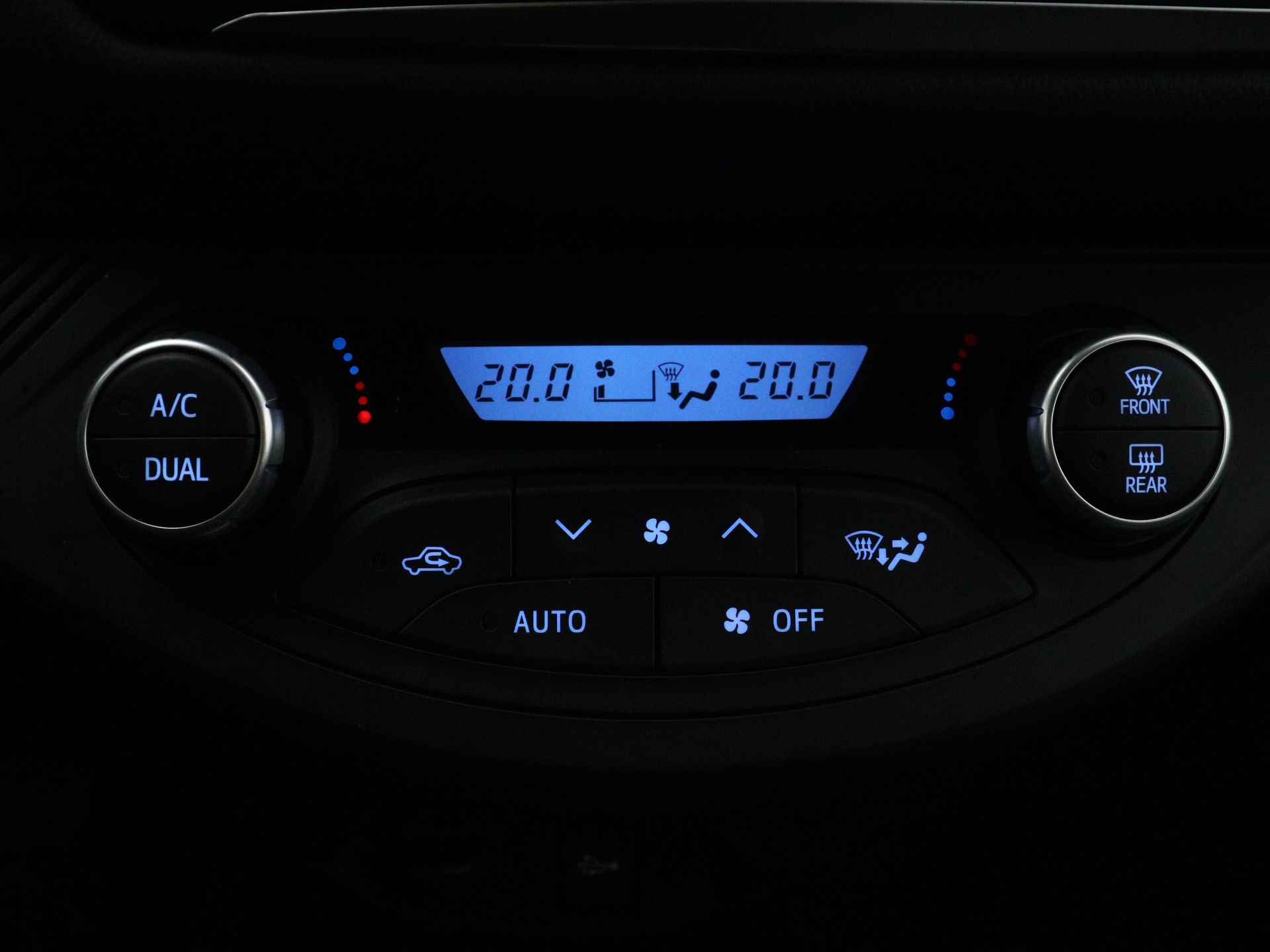 Toyota Yaris 1.5 Hybrid Energy Plus | Navigatie | Camera | LM velgen | Cruise Control | Parkeersensoren achter | - 12/44