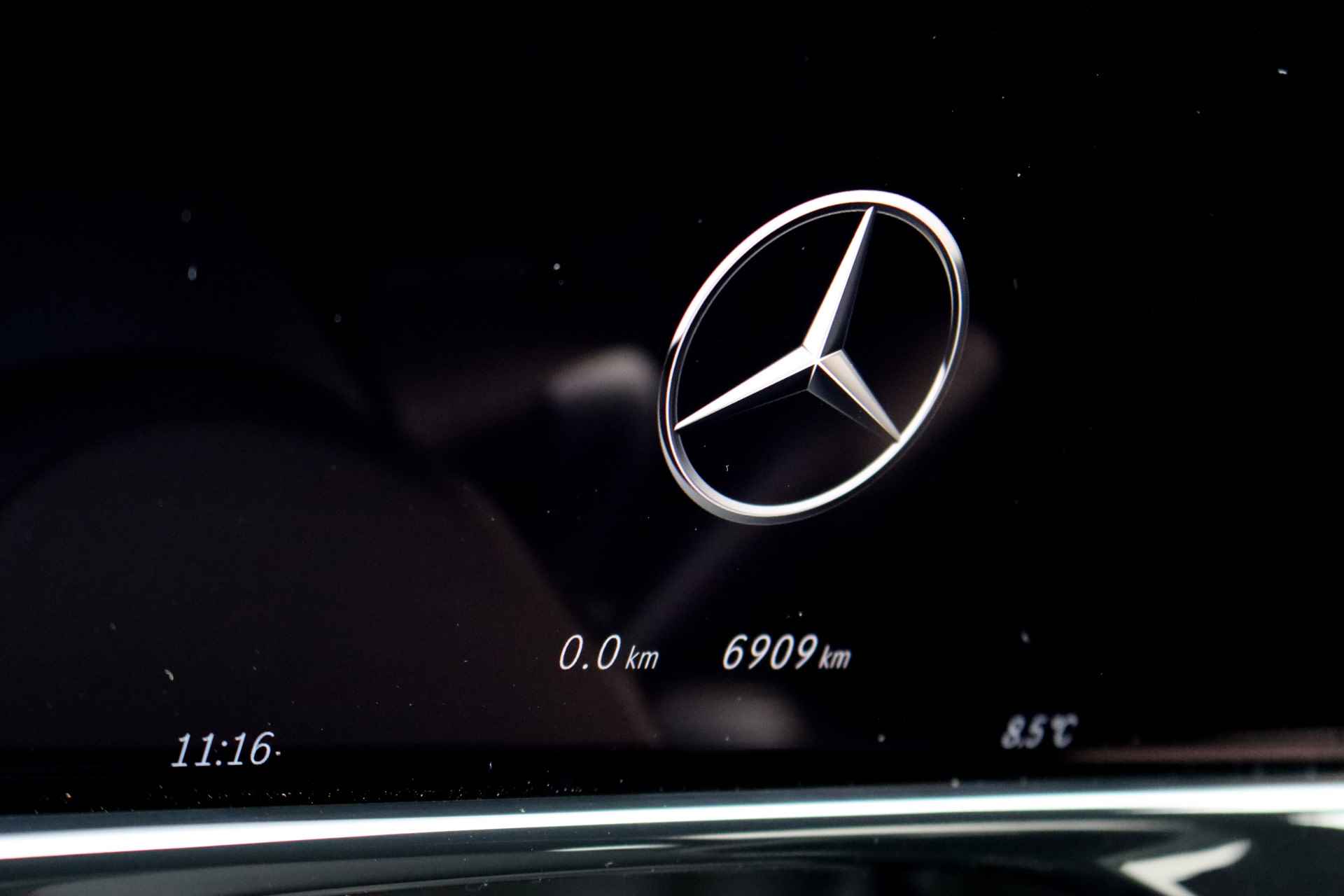 Mercedes-Benz E-Klasse 300 de Luxury Line Aut9 | Hyperscreen | Stoelventilatie | Distronic+ | Burmester 4D | Keyless Go | Rijassistentiepakket+ | Leder | Exclusief pakket | Camera | - 27/39