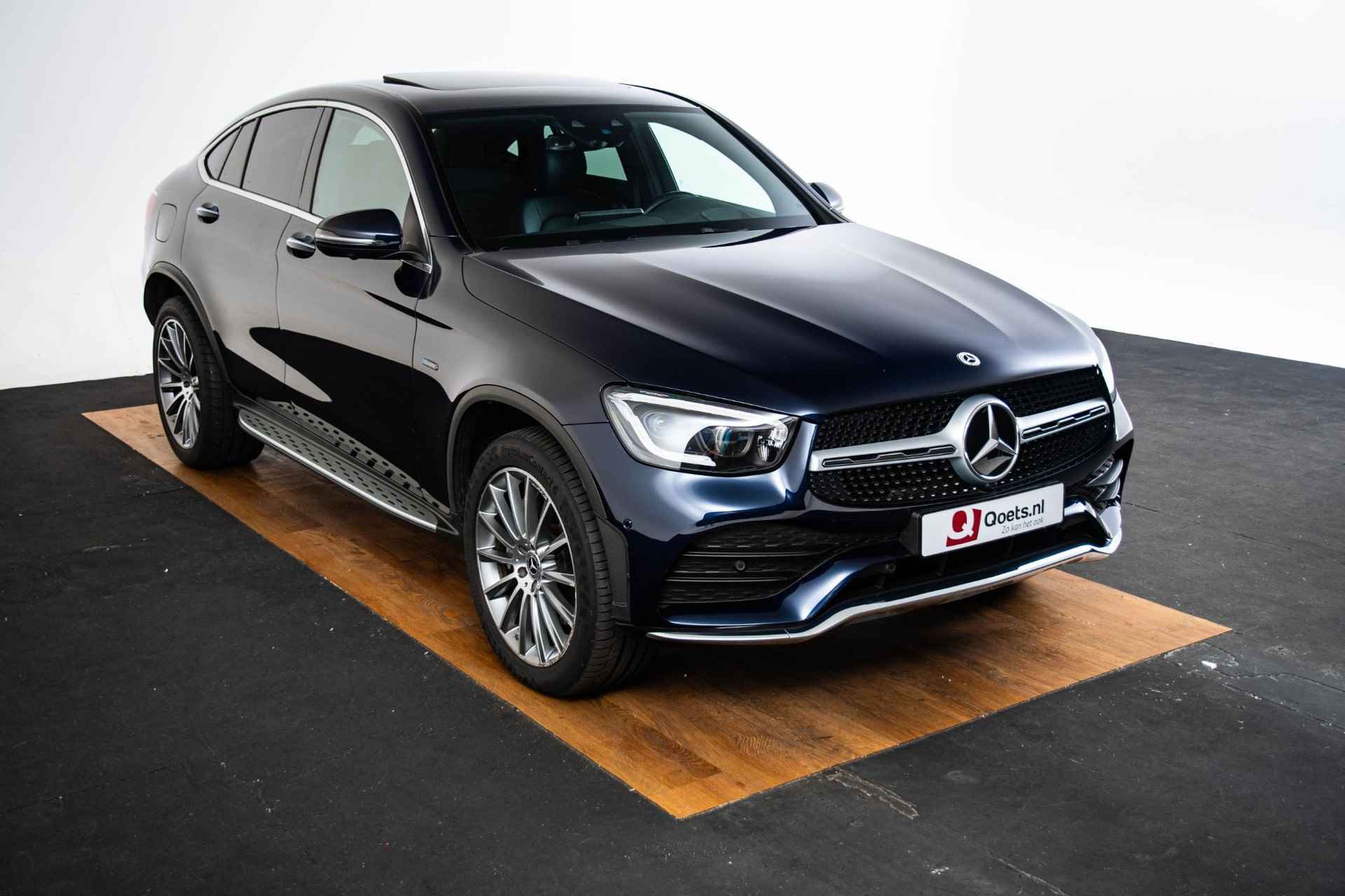 Mercedes-Benz GLC-klasse Coupé 300e 4MATIC Premium AMG - Panoramadak - Burmester - Keyless GO - Parkeerpakket met 360 camera - Head-Up Display - 47/55