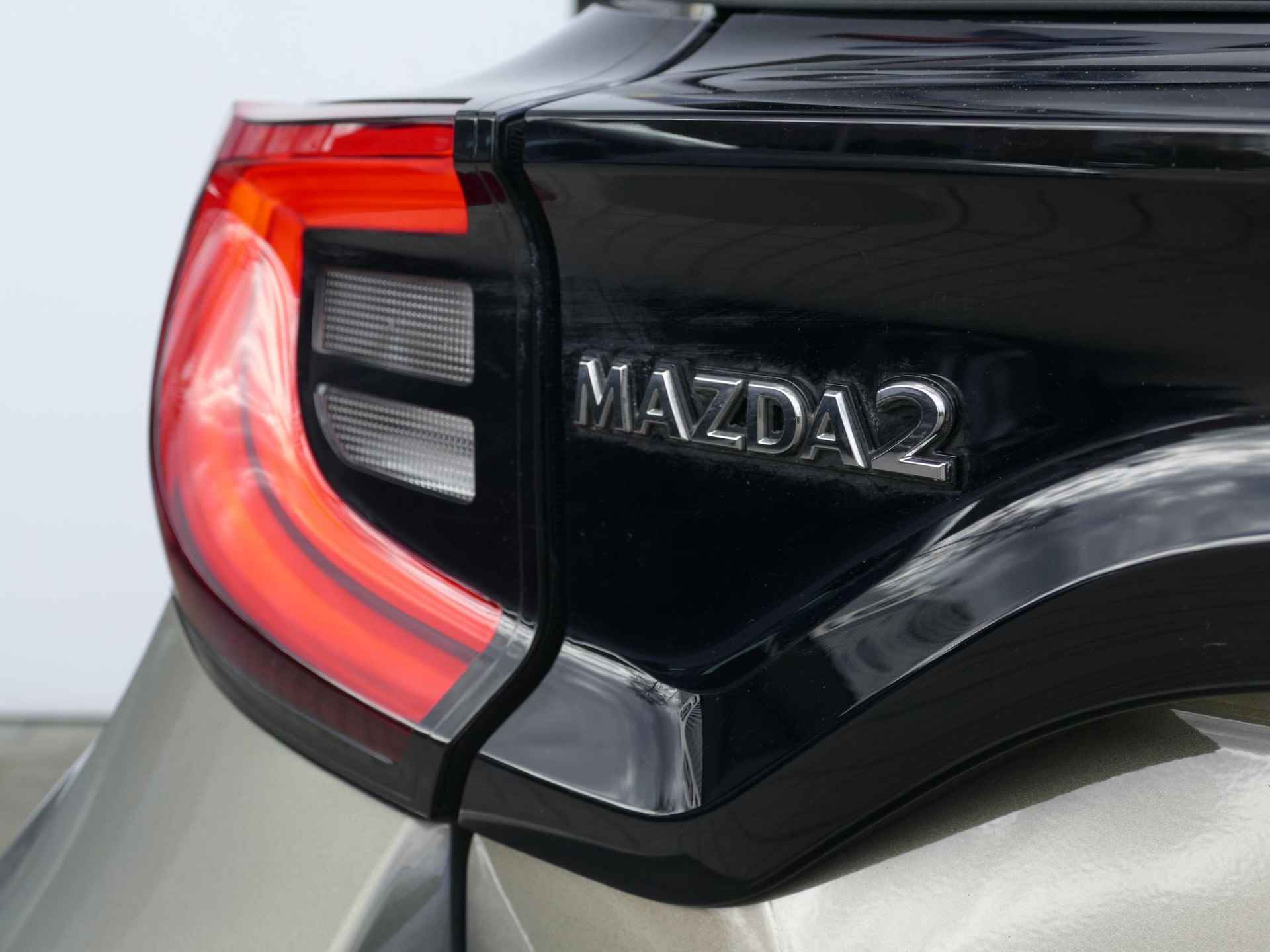 Mazda 2 Hybrid 1.5 Select | AUTOMAAT | Unieke Kleur | RIJKLAARPRIJS! - 16/21