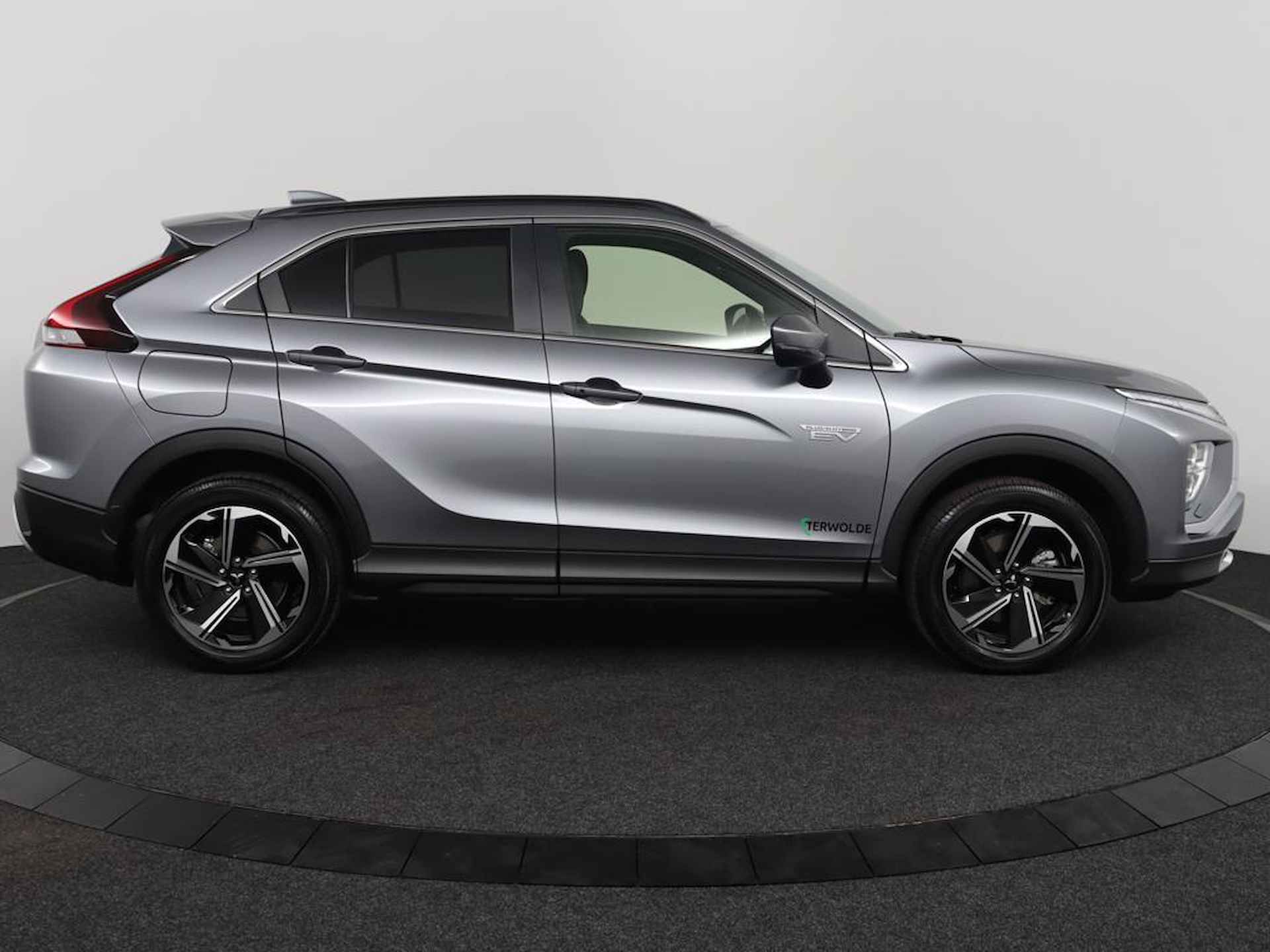 Mitsubishi Eclipse Cross 2.4 PHEV Intense+ | Navigatie | Stoelverwarming | Climate Control | Metallic Lak | LED Koplampen | Cruise Control | - 11/57