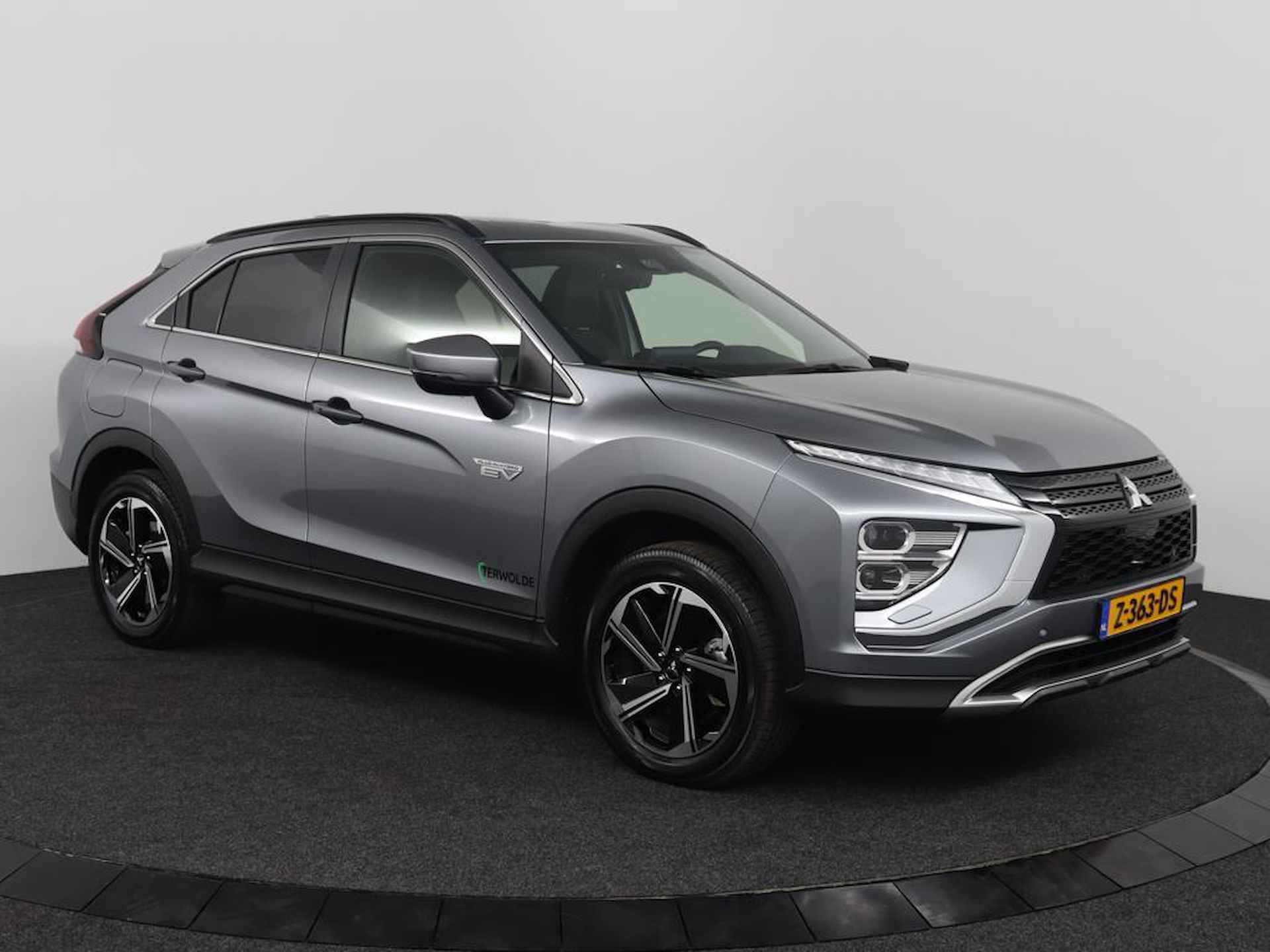 Mitsubishi Eclipse Cross 2.4 PHEV Intense+ | Navigatie | Stoelverwarming | Climate Control | Metallic Lak | LED Koplampen | Cruise Control | - 12/57