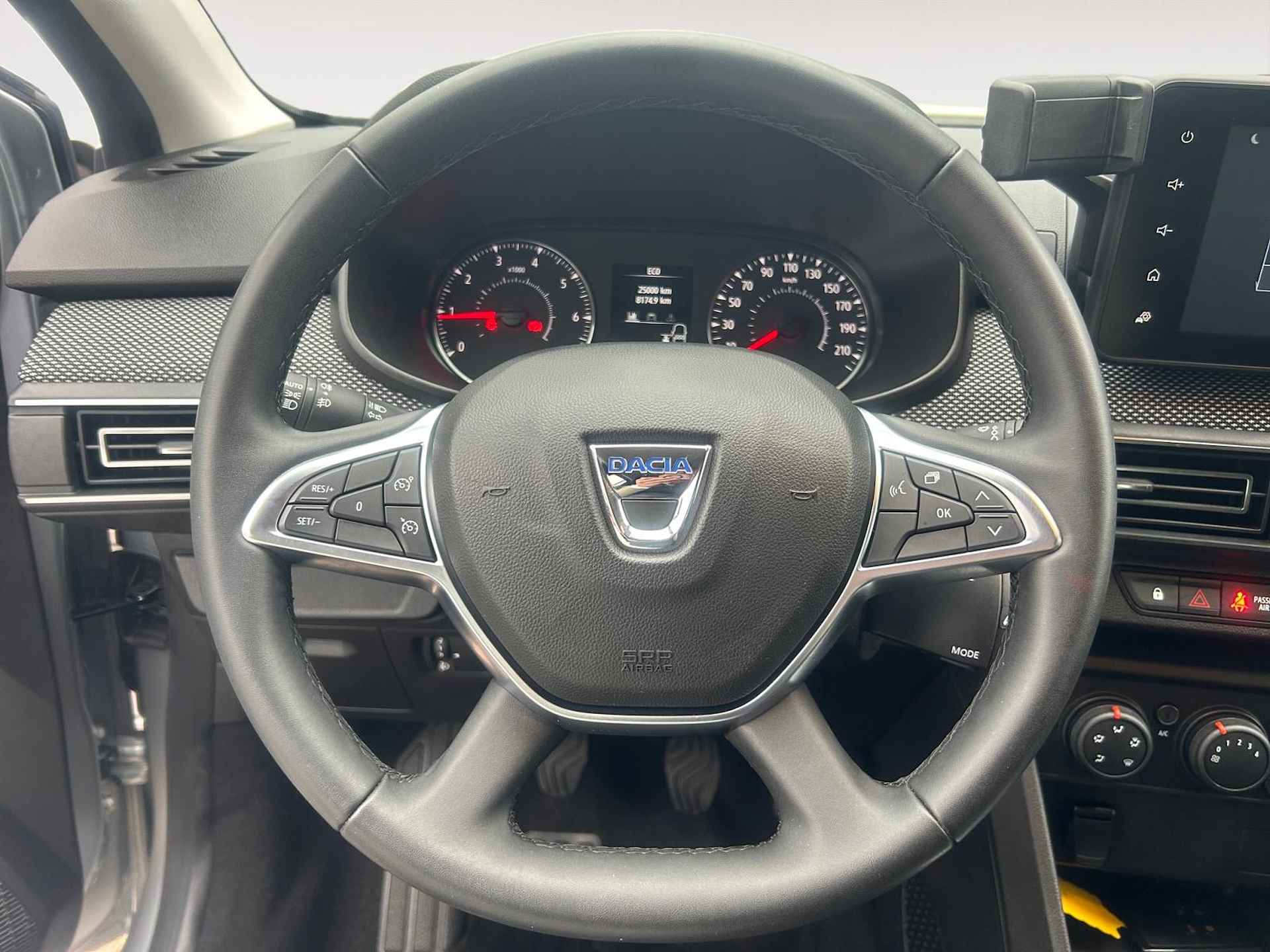 Dacia Sandero 1.0 - 90PK TCe Comfort | 1e eigenaar | Camera | Parkeersensoren | Airco | Armsteun | Full LED | Apple CarPlay/Android Auto | Cruise Control | - 21/25