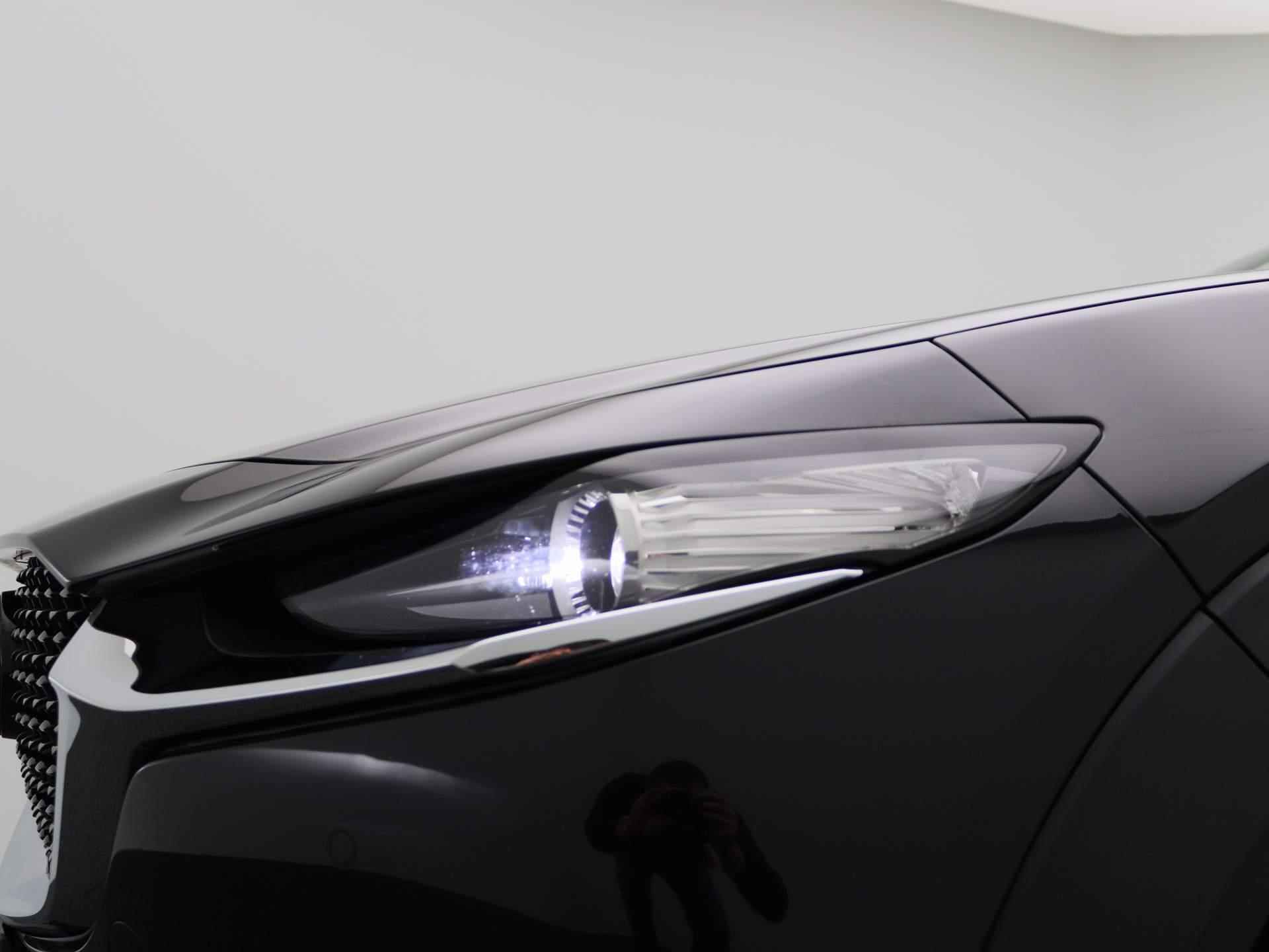 Mazda CX-30 2.0 e-SkyActiv-G M Hybrid Sportive | BOSE AUDIO | APPLE CARPLAY | ANDOID AUTO| CLIMATE CONTROL | STOELVERWARMING | ACHTERUITRIJCAMERA | ADAPTIVE CRUISE-CONTROL | ELEKTRISCHE ACHTERKLEP | HEAD-UP DISPLAY | - 19/39