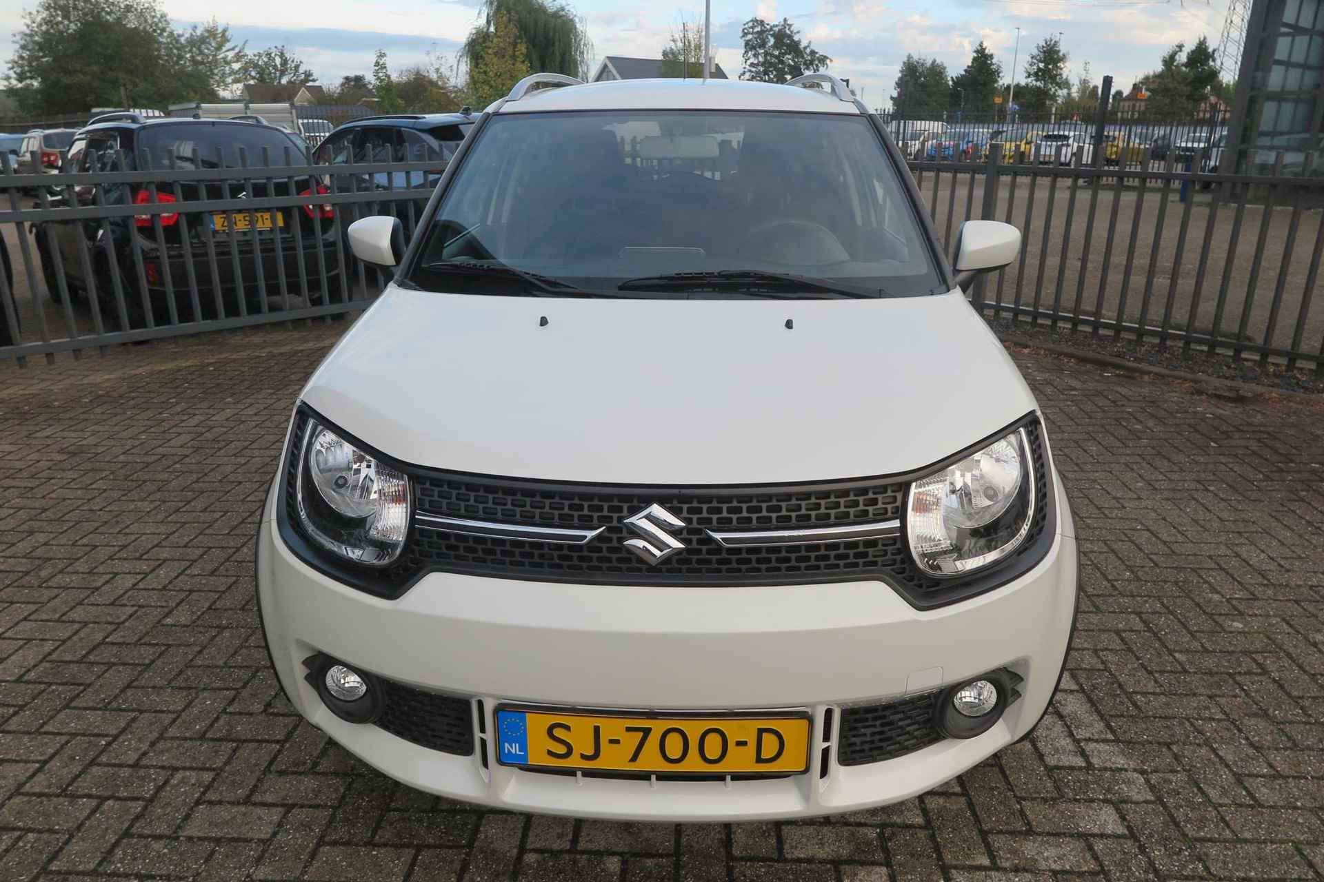 Suzuki Ignis 1.2 Select Lage Km stand| Luxe uitvoering| Airco - 2/25