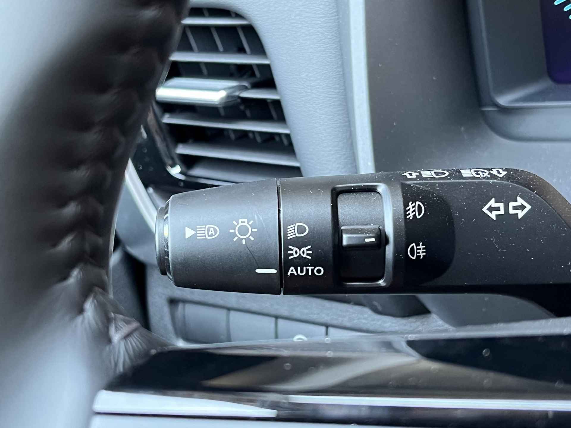 Nissan X-Trail 1.5 e-Power Tekna  / Schuif-/ Kanteldak / Lederen bekleding / Pro pilot (Adaptieve cruise control / Dodehoekdetectie / Lane assist) / Climate control / Rondomzichtcamera / Elektrische achterklep / elektrisch vestebare voorstoelen met memory / Apple carplay & Android auto - 27/52