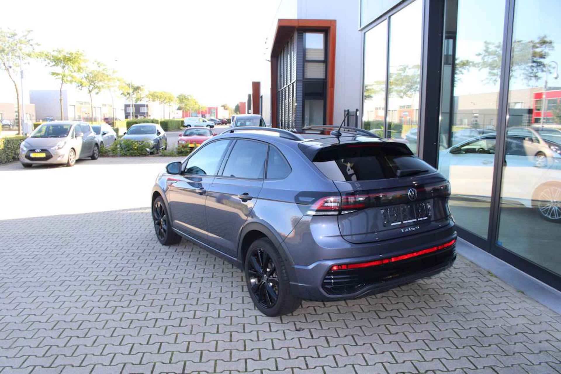 Volkswagen TAIGO 1.5 TSI R-Line 3x R-Line Carplay/Camera/IQ Light Prijs is Rijklaar - 4/15