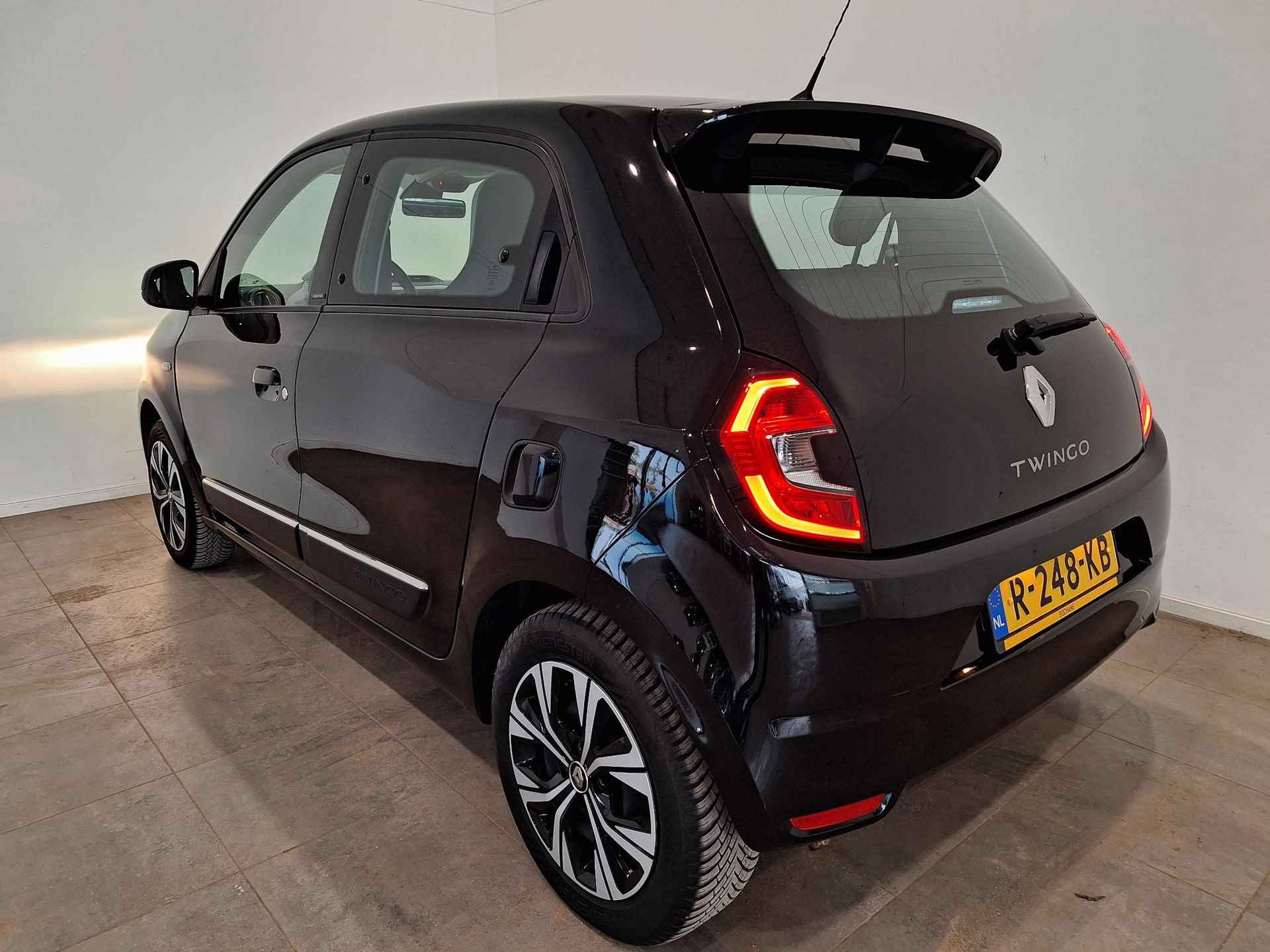 Renault Twingo 1.0 SCe 65 Limited | Airco | Radio-USB | Bluetooth | All season banden - 6/26