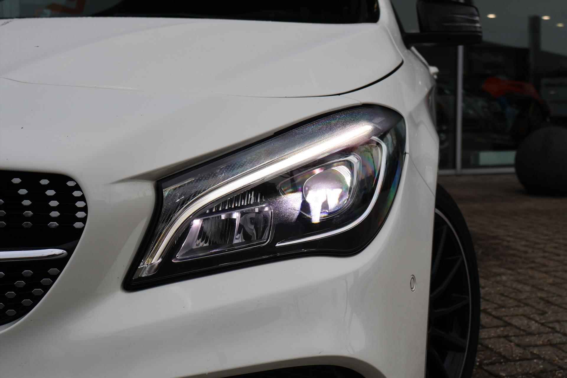 Mercedes CLA-Klasse Shooting Brake 180 AMG-LINE I Navi I LED I Night Pakket I Parkeersensoren - 4/43