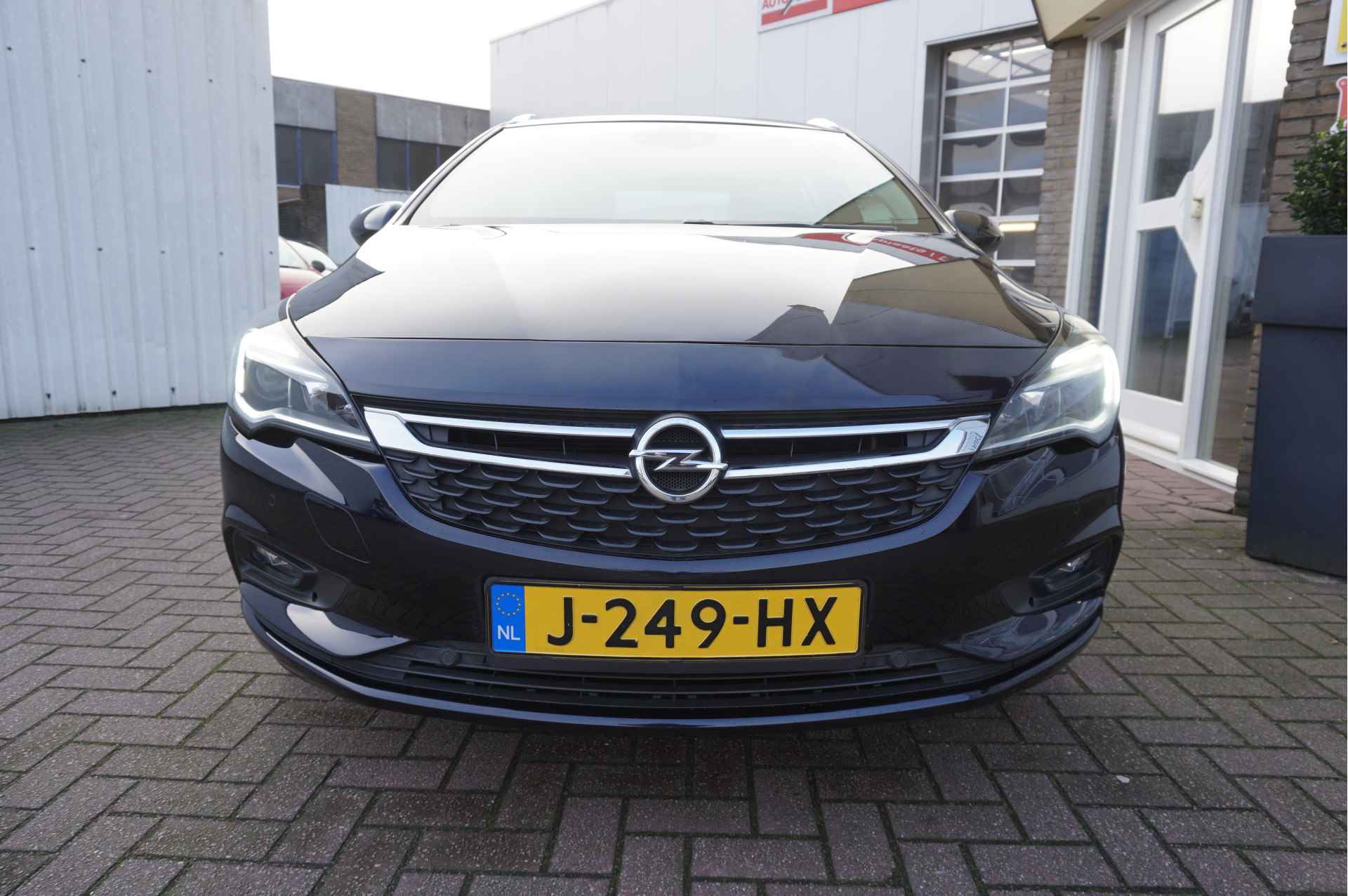 Opel Astra Sports Tourer 1.0I Innovation - 6/22