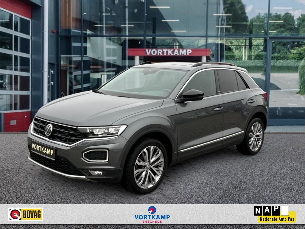 VOLKSWAGEN T-roc 1.5 TSI UNITED PANO-DAK/CAMERA/NAVI/ACC/STOELVERW/PDC