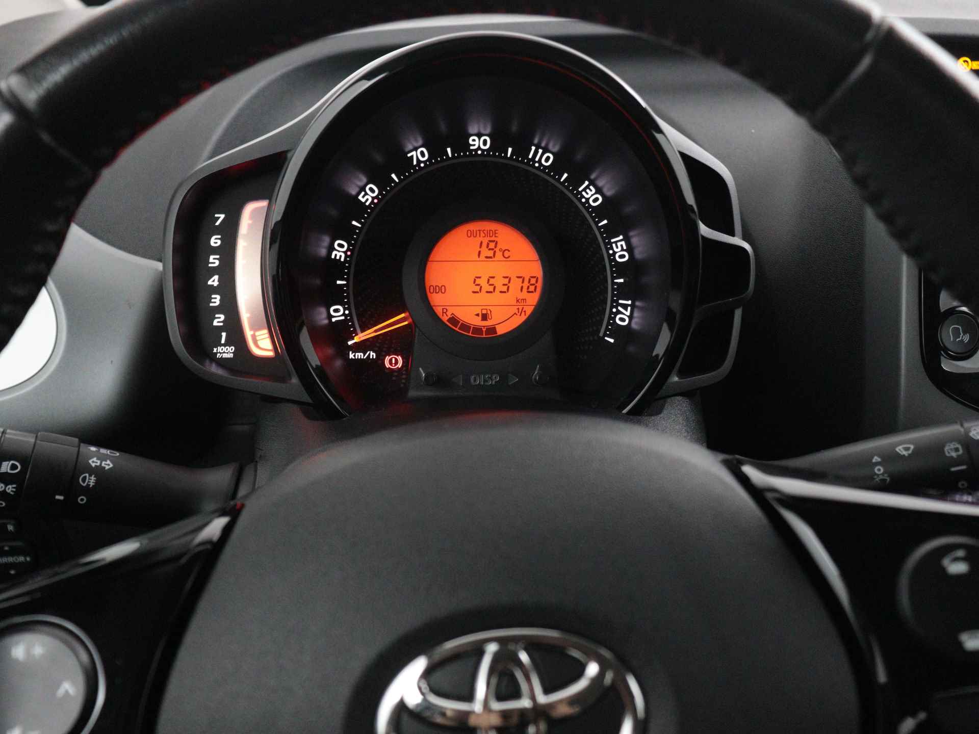 Toyota Aygo 1.0 VVT-i x-play | Apple CarPlay | Android Auto | - 6/37