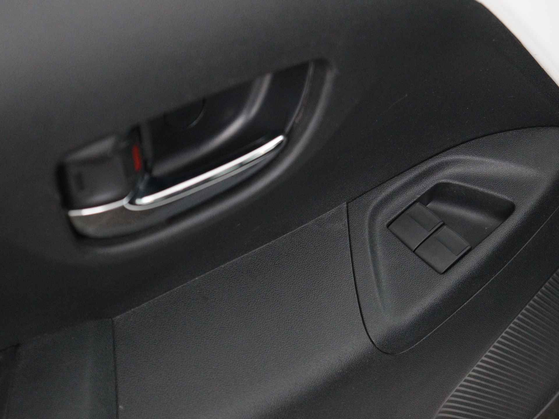 Toyota Aygo 1.0 VVT-i x-play | Apple CarPlay | Android Auto | - 29/37