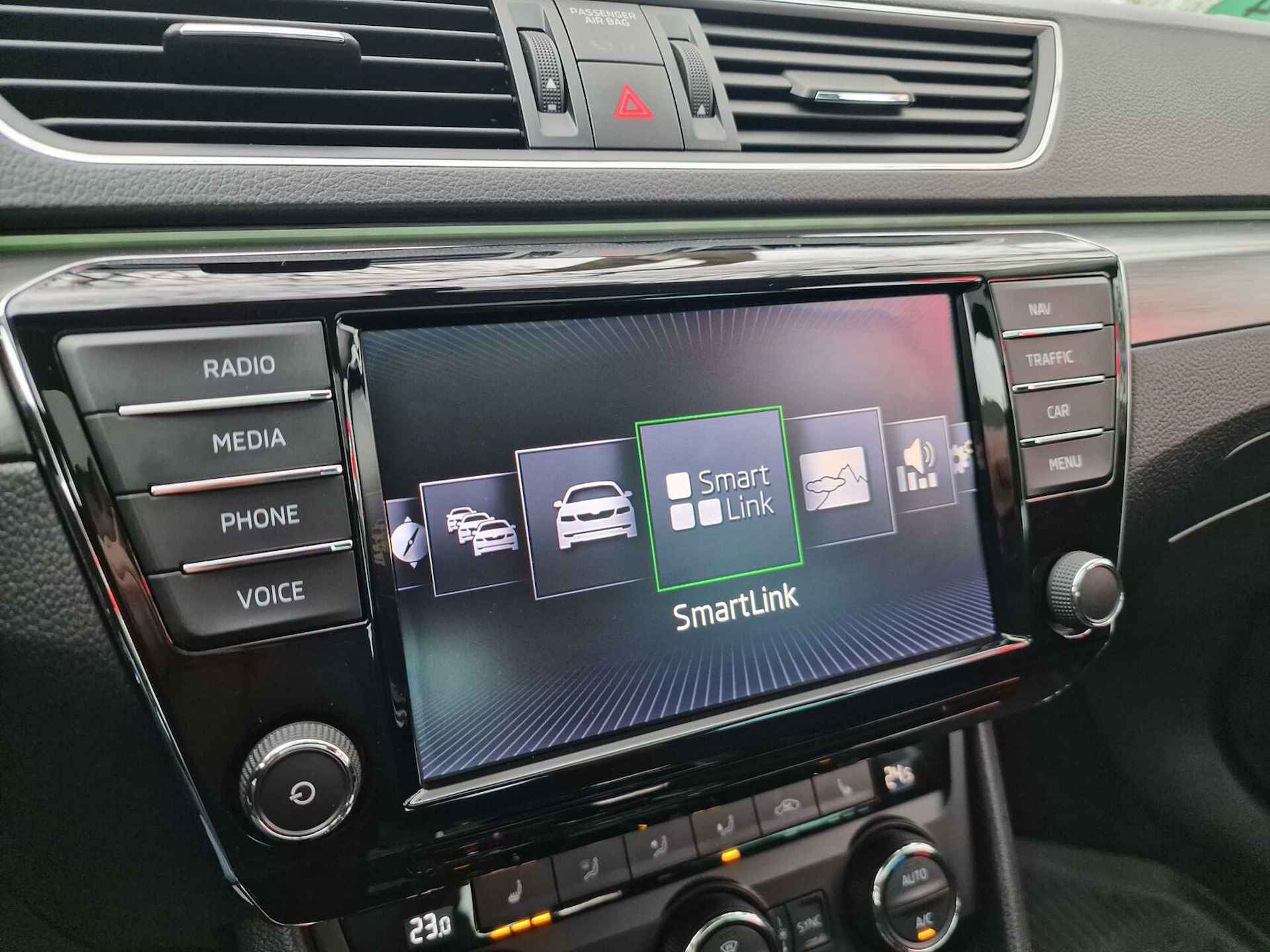 Skoda Superb 1.4 TSI ACT 150PK Style Business|ACC|Pano|Carplay|Clima|memory| - 17/22