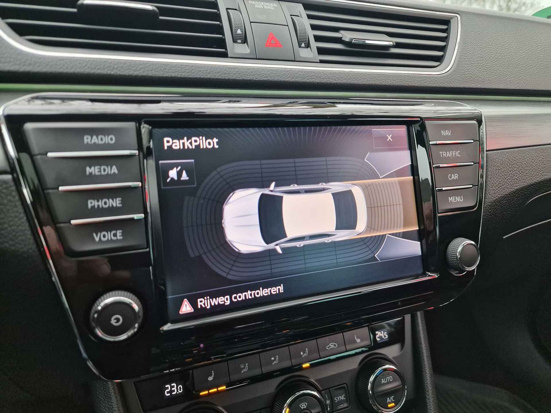 Skoda Superb 1.4 TSI ACT 150PK Style Business|ACC|Pano|Carplay|Clima|memory| - 18/22